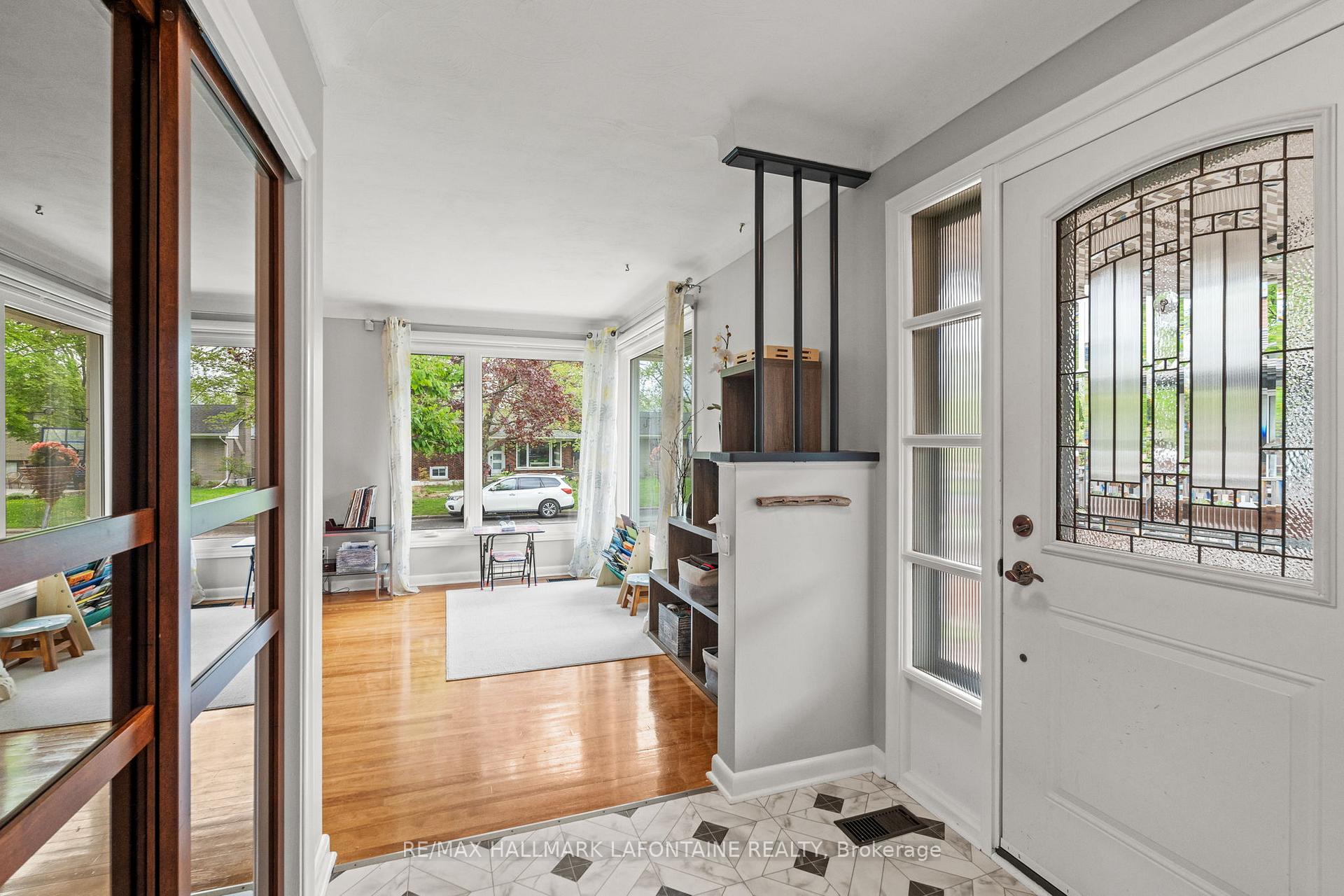 Photo 4 of 553 Browning Avenue, Ottawa, Riverview Park — HOMEH