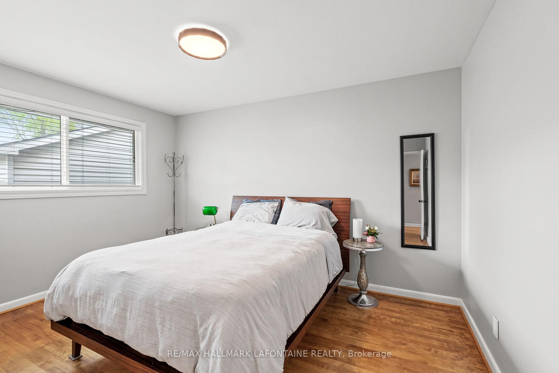 Photo 22 of 553 Browning Avenue, Ottawa, Riverview Park — HOMEH