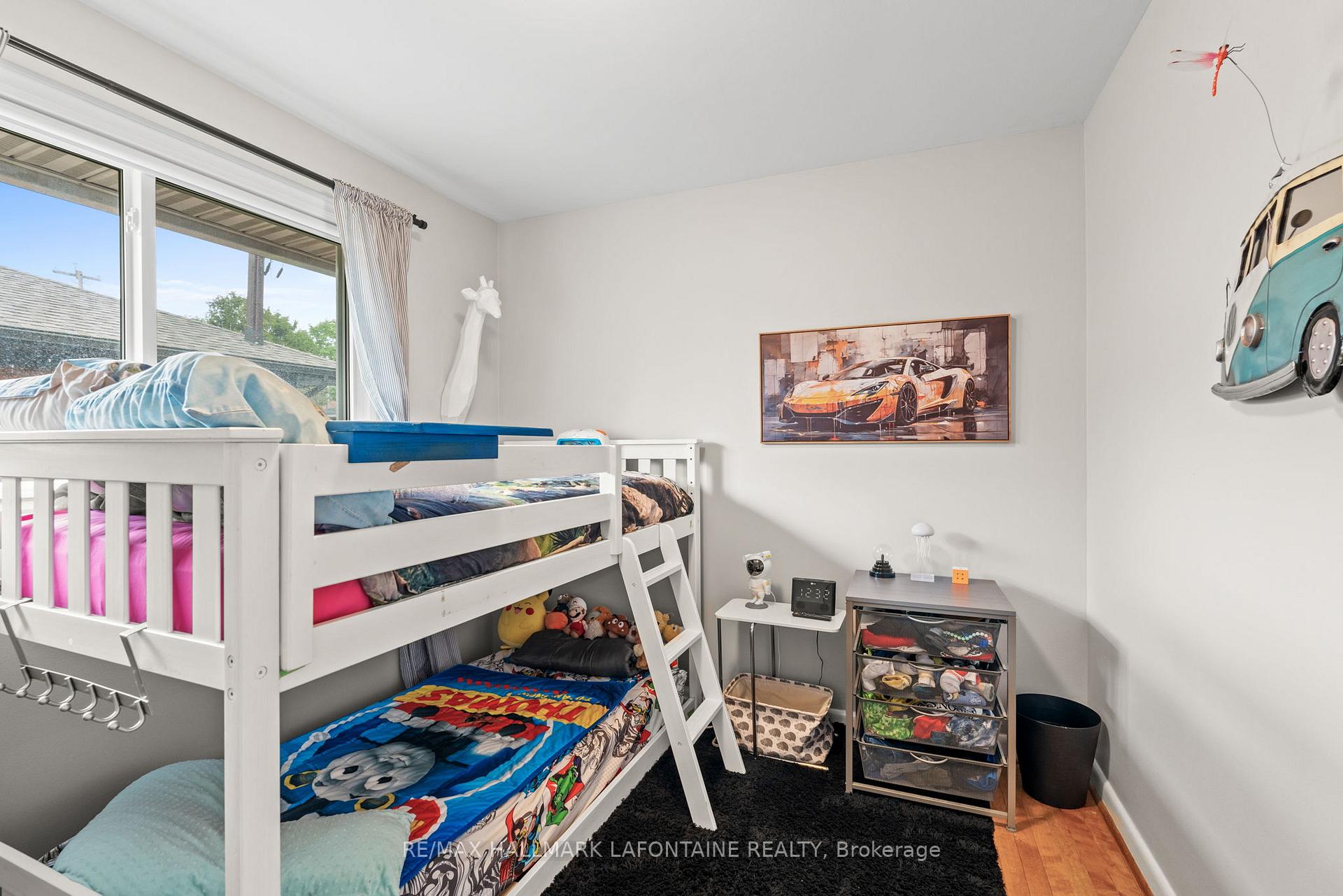 Photo 18 of 553 Browning Avenue, Ottawa, Riverview Park — HOMEH