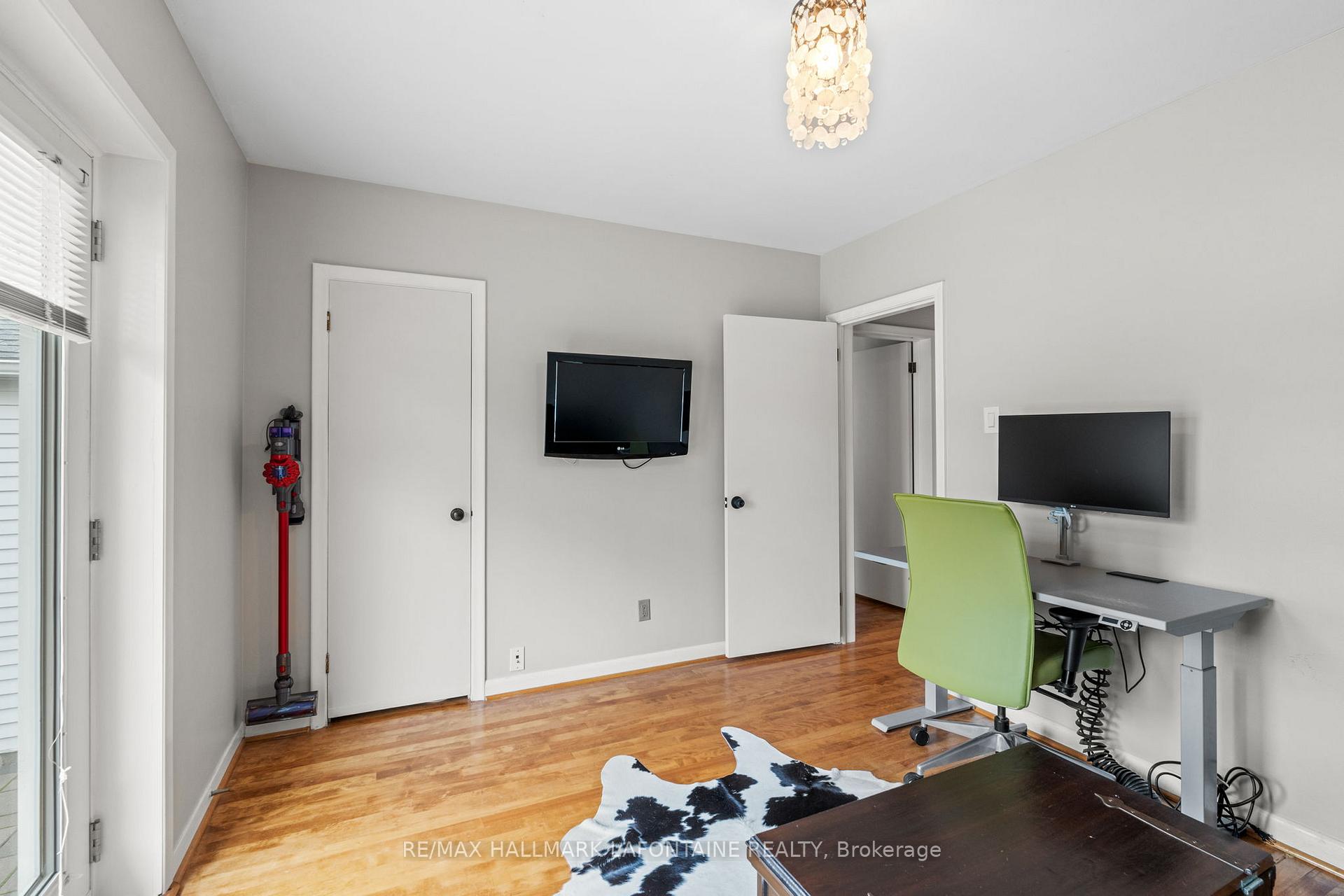 Photo 15 of 553 Browning Avenue, Ottawa, Riverview Park — HOMEH