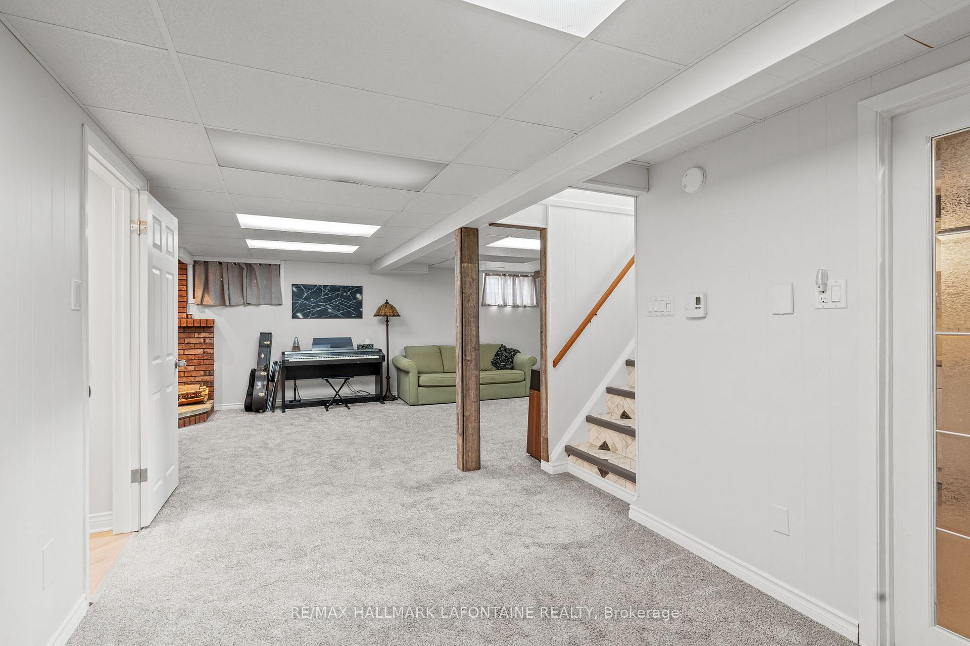Photo 25 of 553 Browning Avenue, Ottawa, Riverview Park — HOMEH