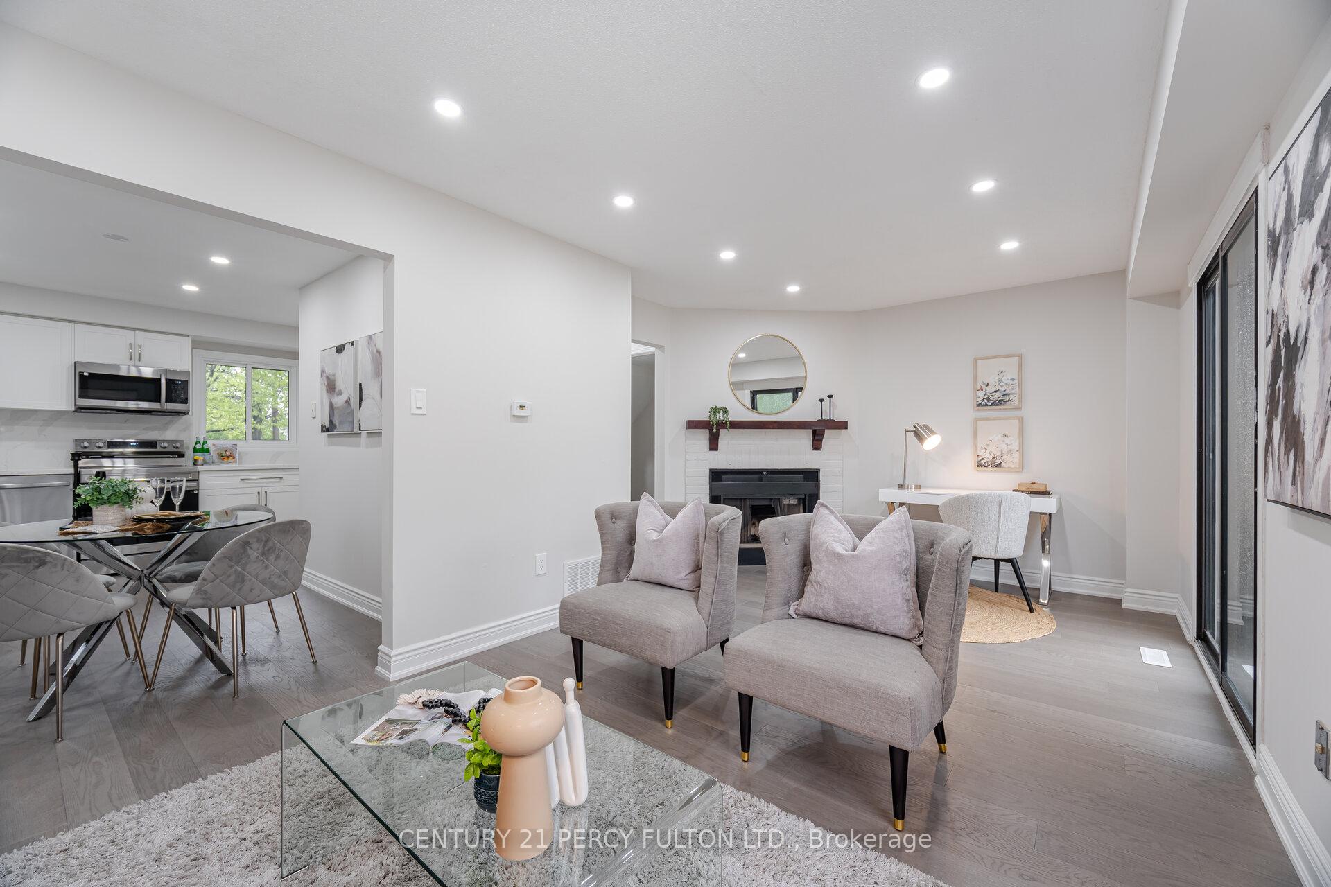 Photo 10 of 3 Chalmers Crescent, Ajax, Central — HOMEH
