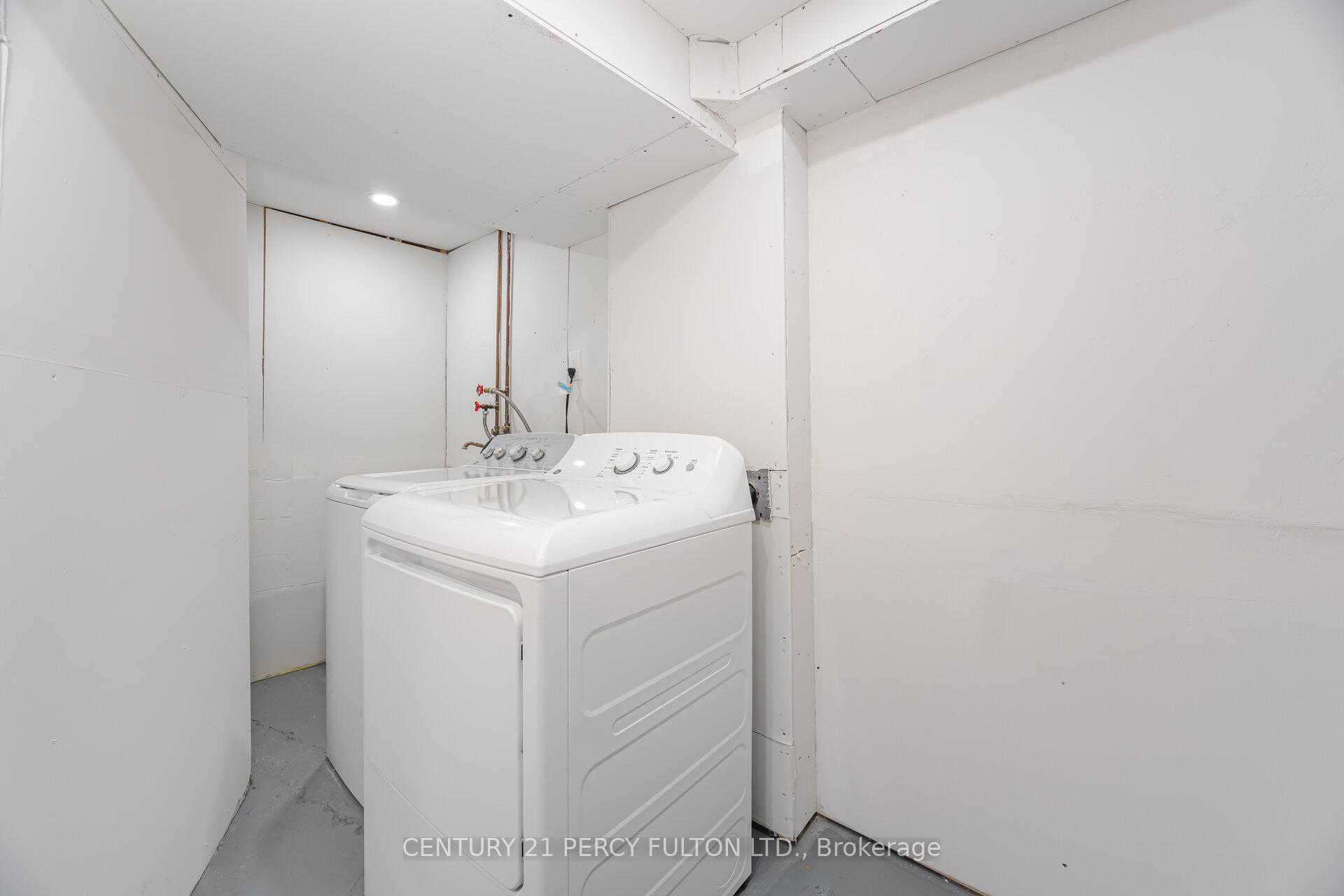 Photo 36 of 3 Chalmers Crescent, Ajax, Central — HOMEH