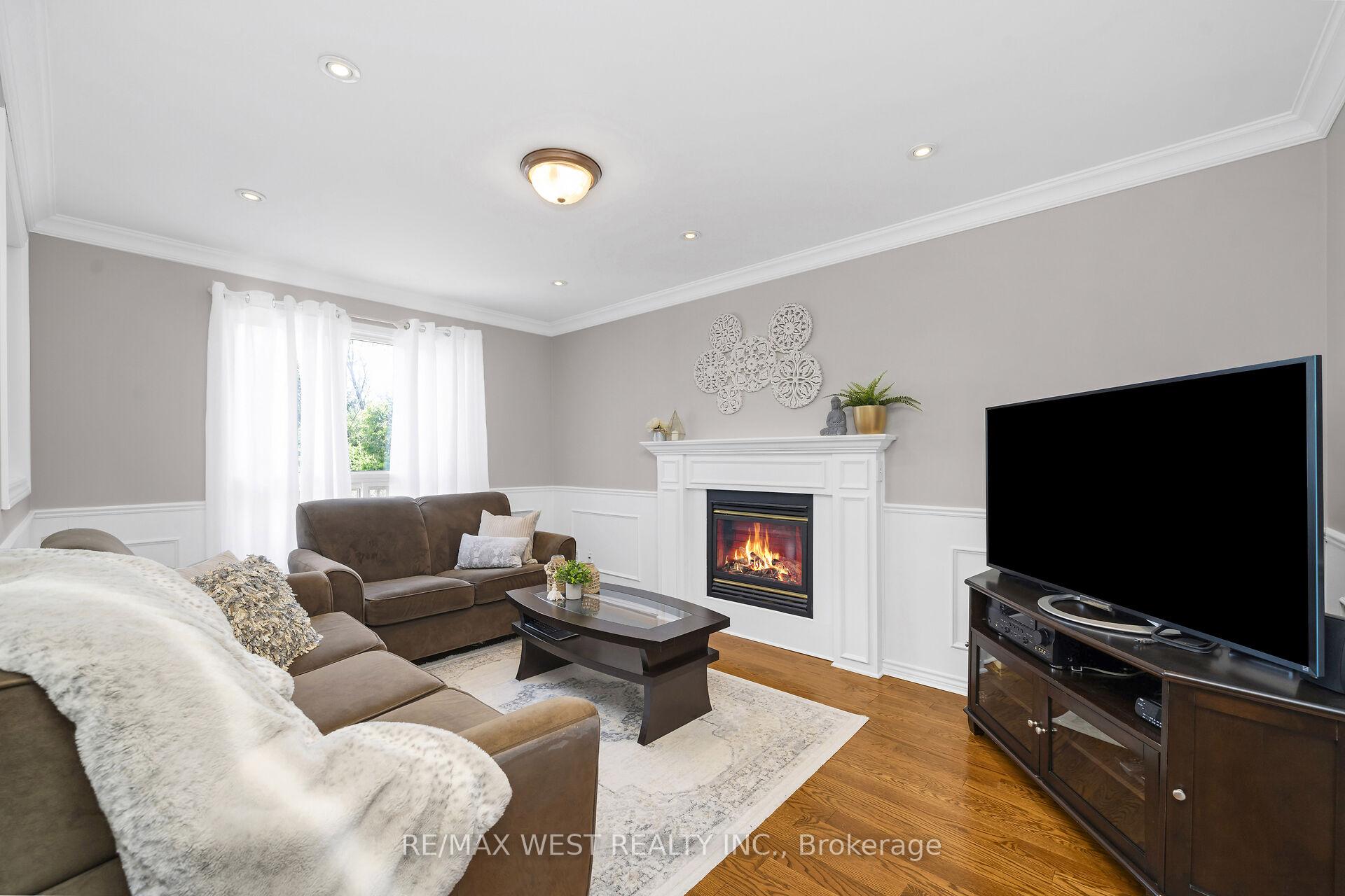 Photo 30 of 65 Belmont Crescent, Vaughan, Maple — HOMEH