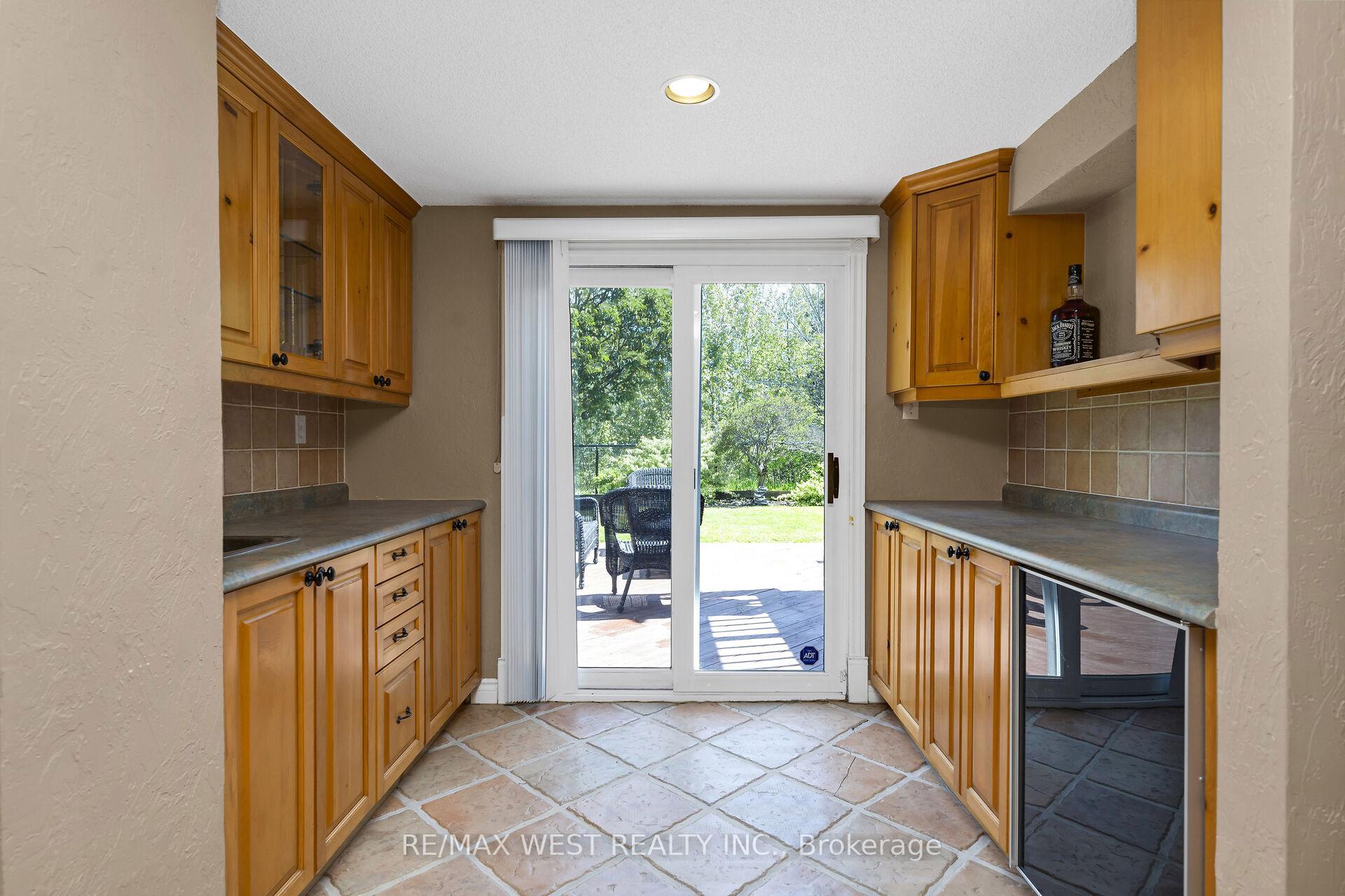 Photo 33 of 65 Belmont Crescent, Vaughan, Maple — HOMEH