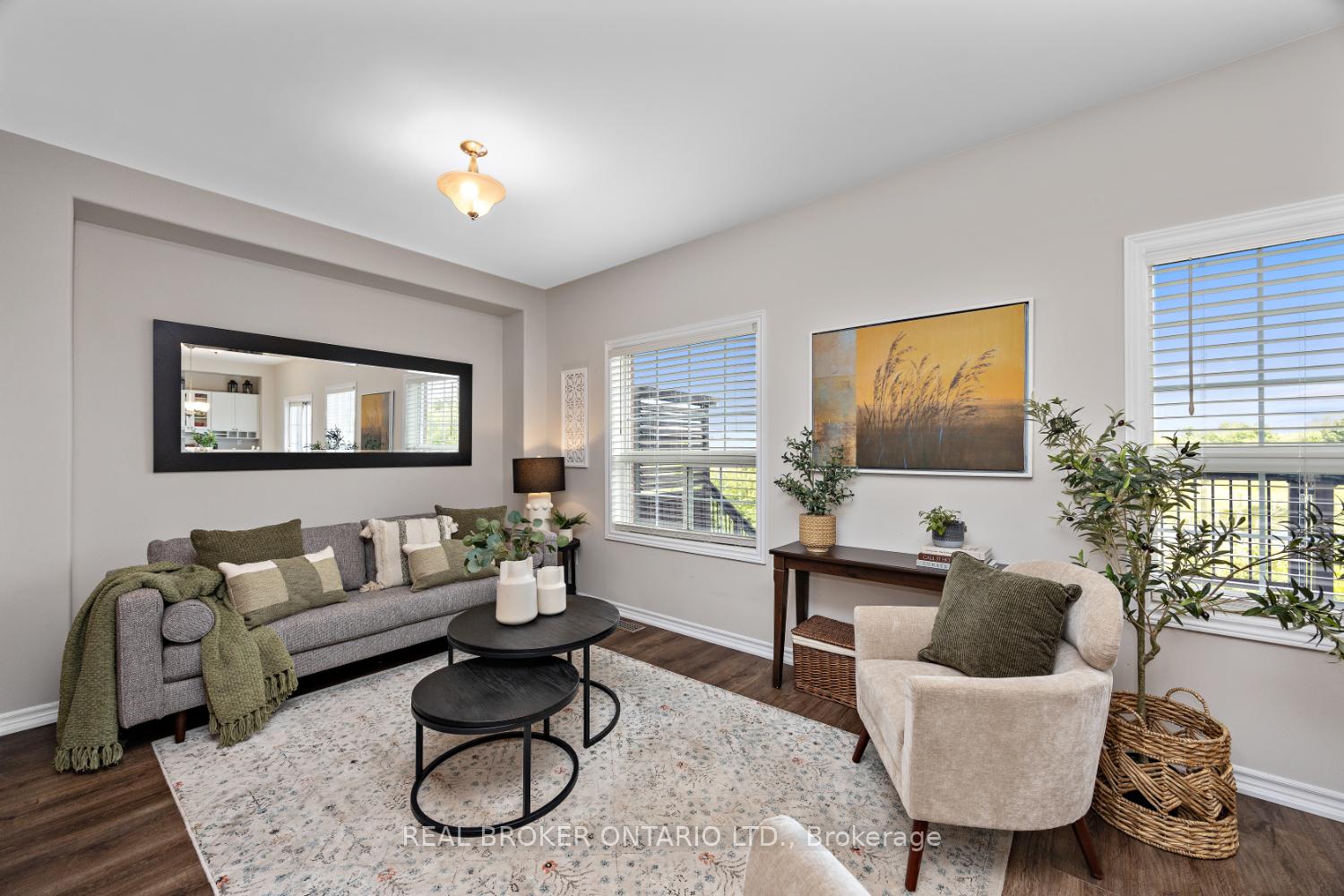 Photo 15 of 199 Fenning Drive, Clarington, Courtice — HOMEH