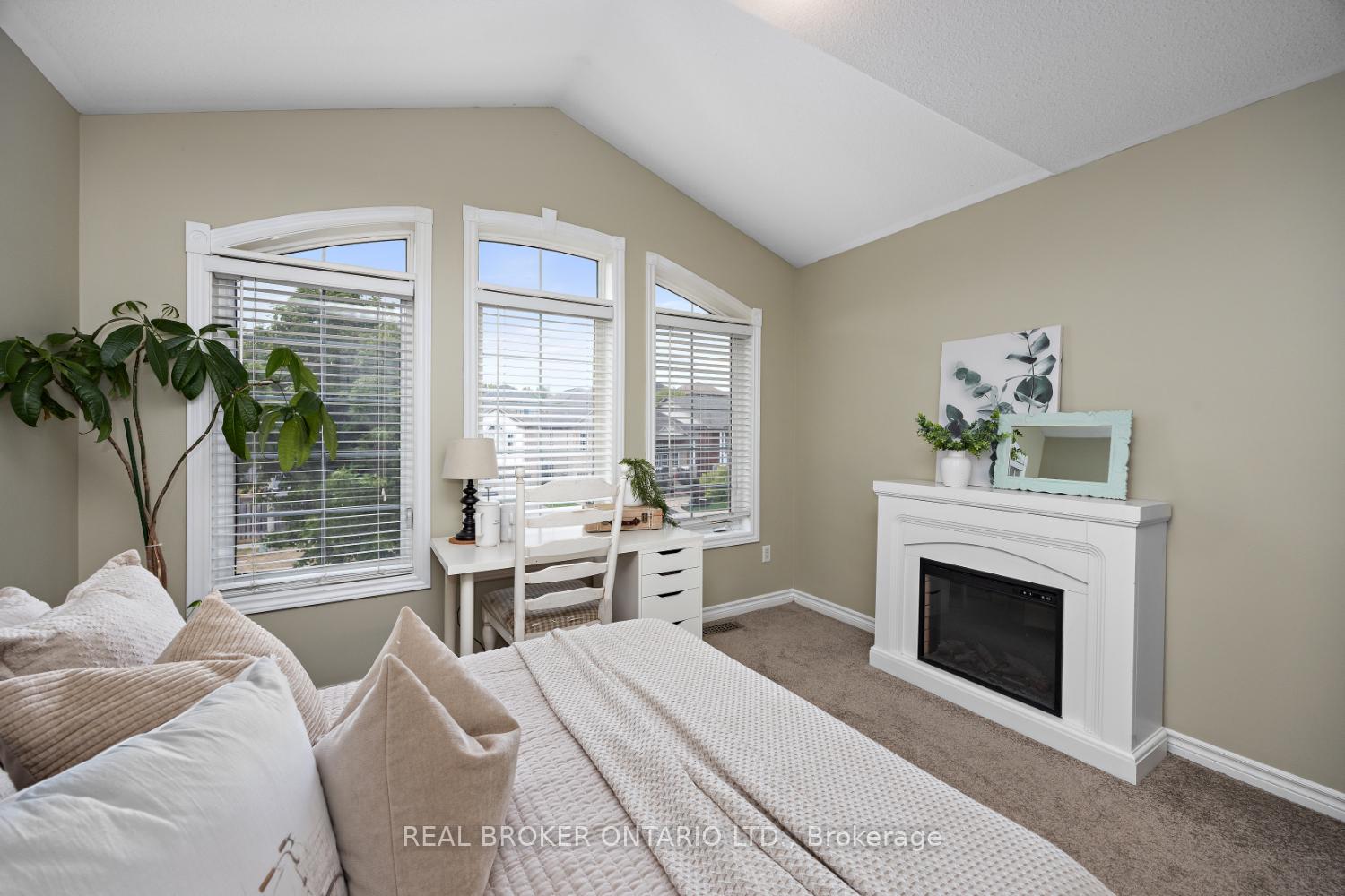 Photo 26 of 199 Fenning Drive, Clarington, Courtice — HOMEH