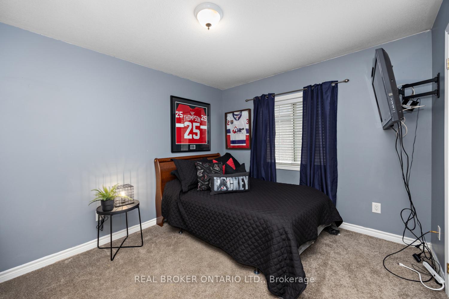 Photo 27 of 199 Fenning Drive, Clarington, Courtice — HOMEH
