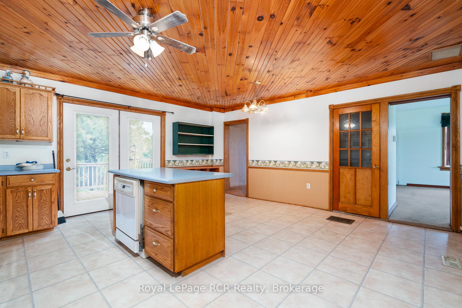 Photo 16 of 422014 Concession 6 NDR, West Grey — HOMEH