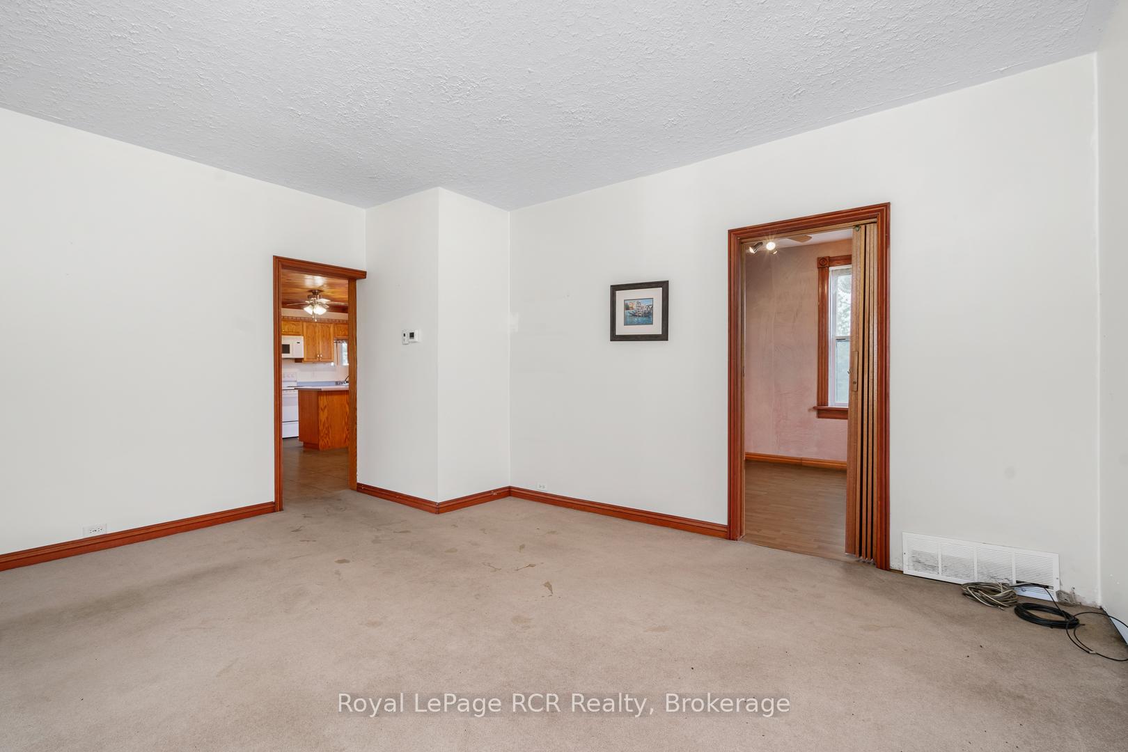 Photo 10 of 422014 Concession 6 NDR, West Grey — HOMEH
