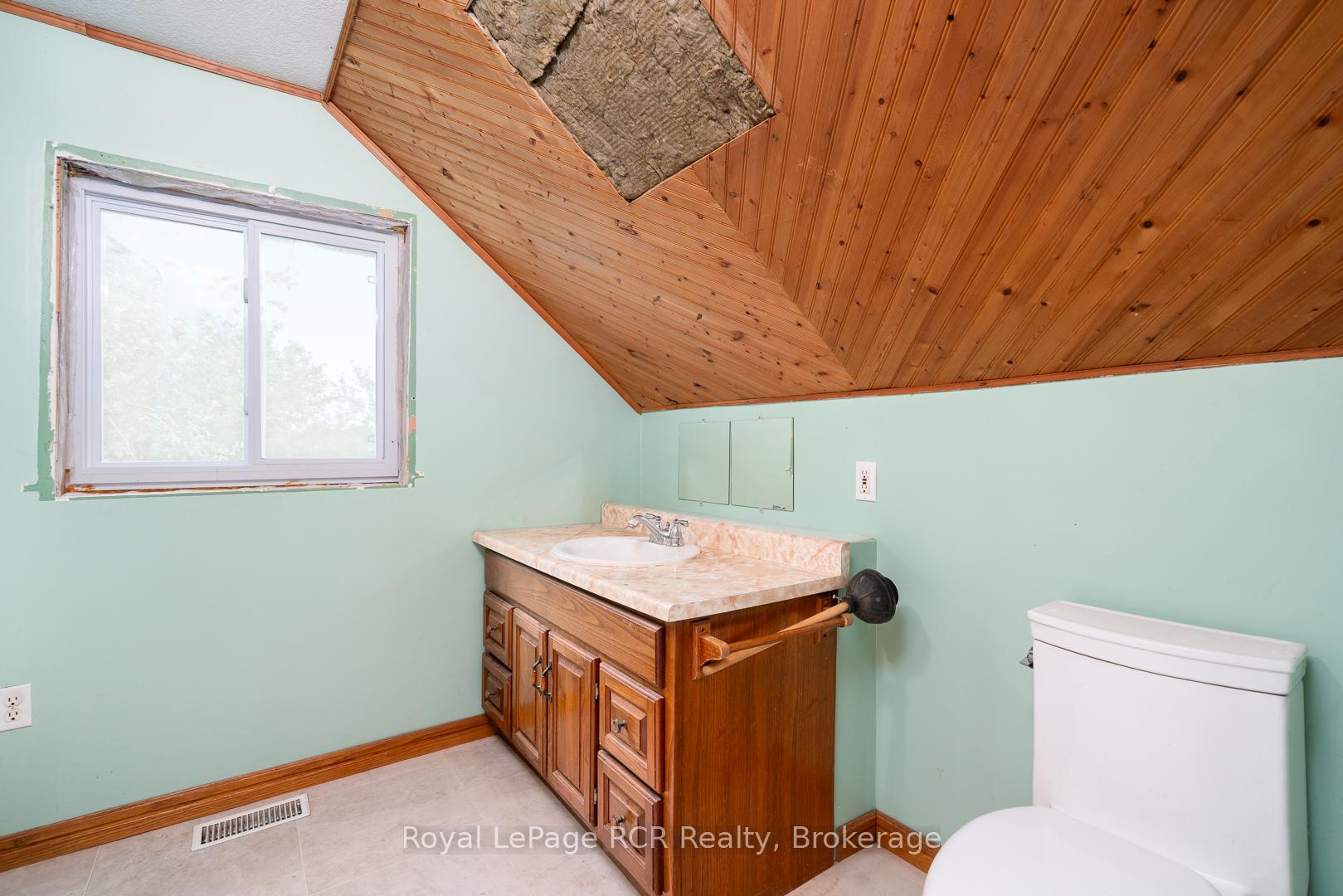 Photo 27 of 422014 Concession 6 NDR, West Grey — HOMEH
