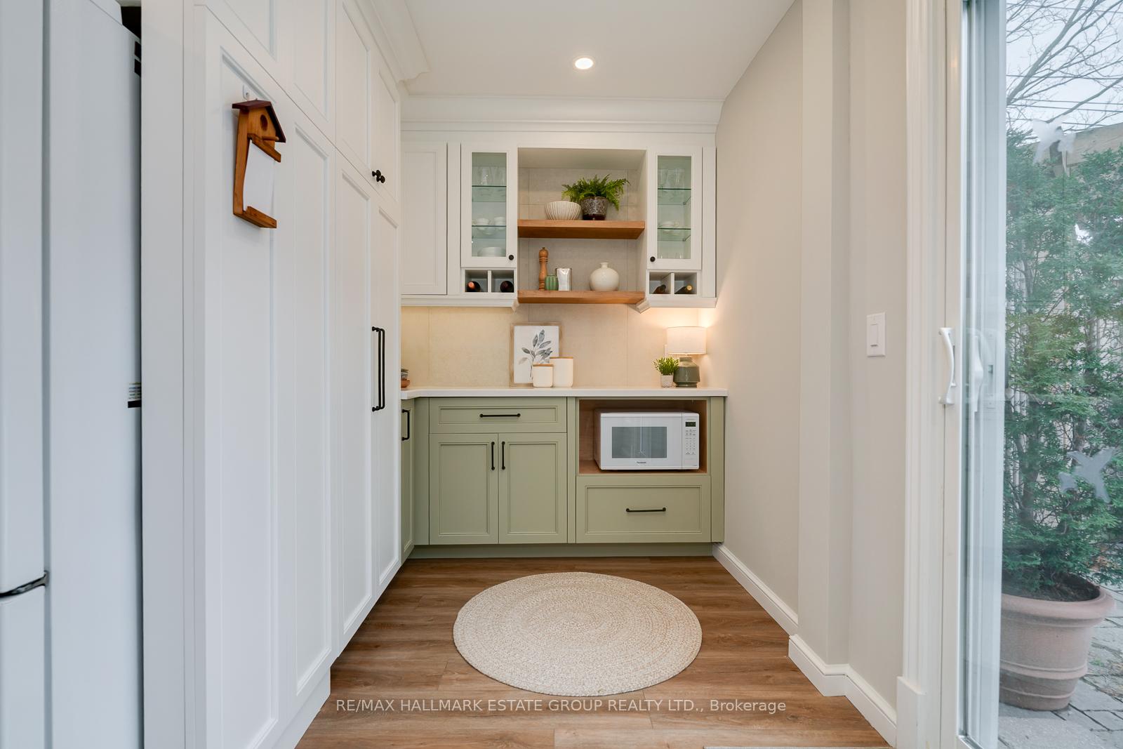 Photo 11 of 52 Rhodes Avenue, Toronto, Greenwood-Coxwell — HOMEH