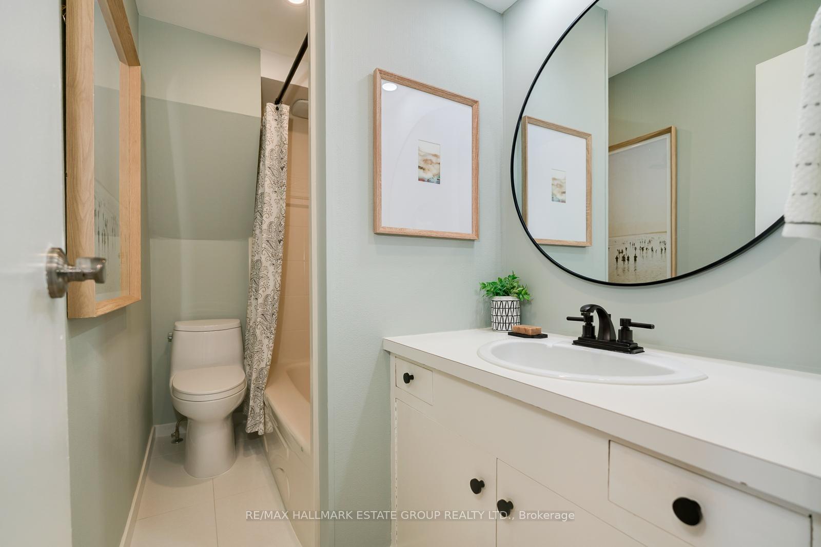 Photo 13 of 52 Rhodes Avenue, Toronto, Greenwood-Coxwell — HOMEH