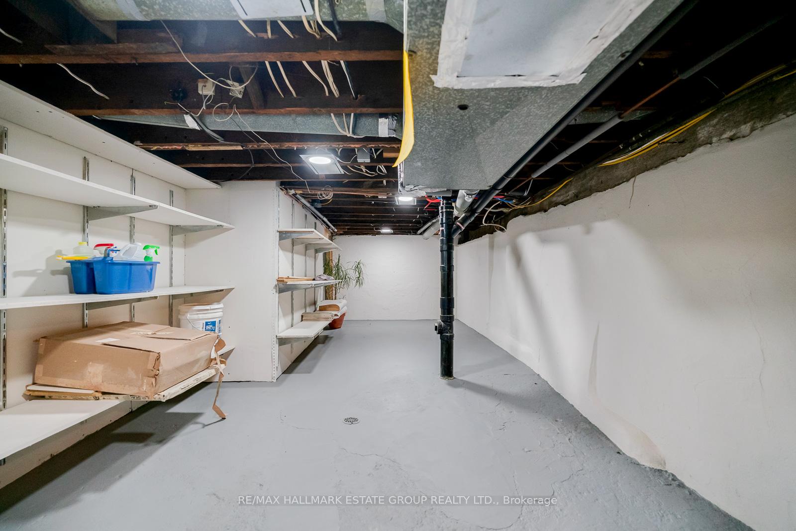Photo 21 of 52 Rhodes Avenue, Toronto, Greenwood-Coxwell — HOMEH