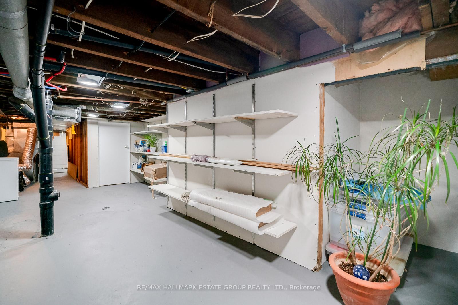 Photo 31 of 52 Rhodes Avenue, Toronto, Greenwood-Coxwell — HOMEH