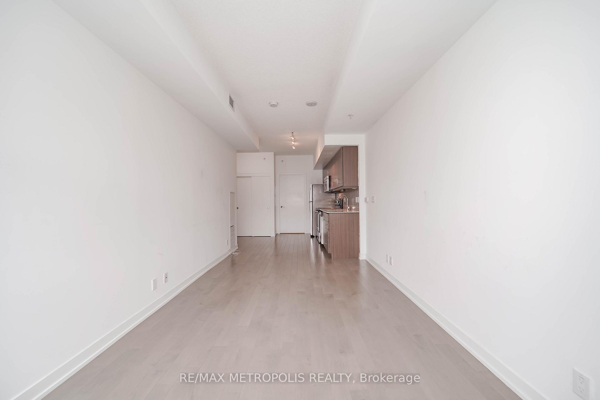 Photo 2 of Unit 602, 10 Willison Square, Toronto, Kensington-Chinatown — HOMEH