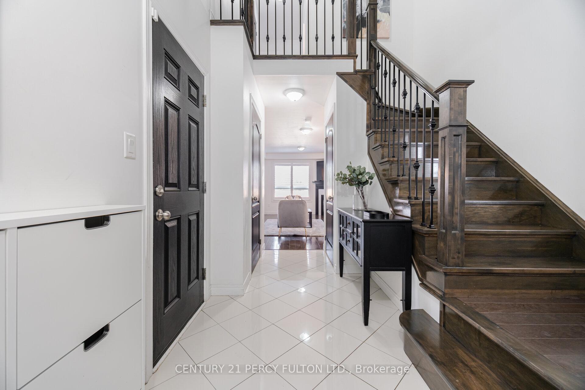 Photo 2 of 68 Mcmann Crescent, Clarington, Courtice — HOMEH