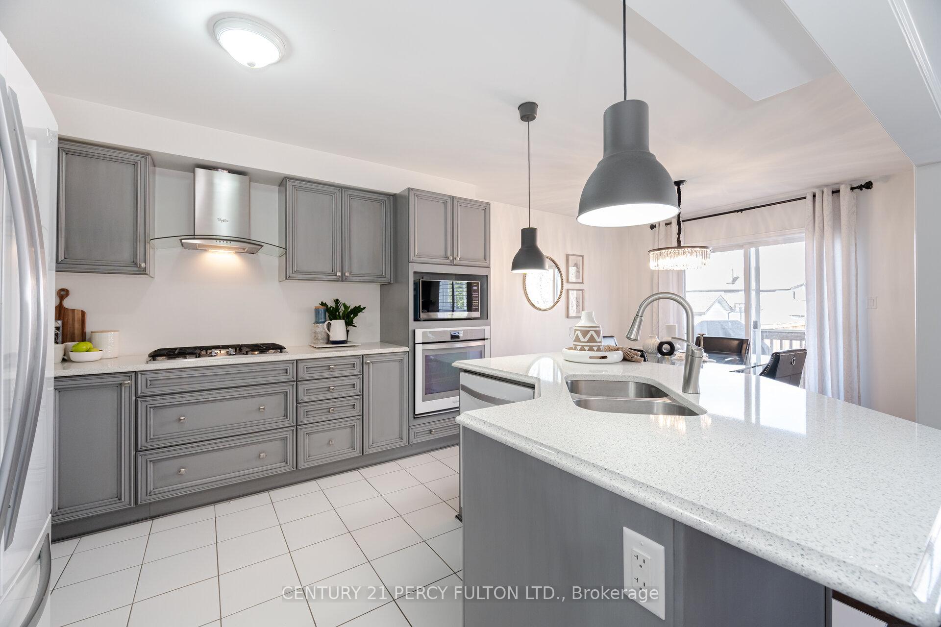 Photo 13 of 68 Mcmann Crescent, Clarington, Courtice — HOMEH