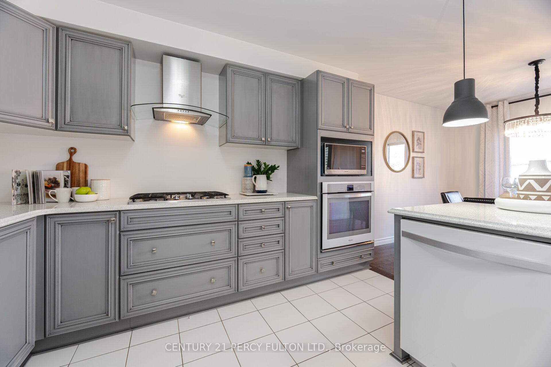 Photo 9 of 68 Mcmann Crescent, Clarington, Courtice — HOMEH