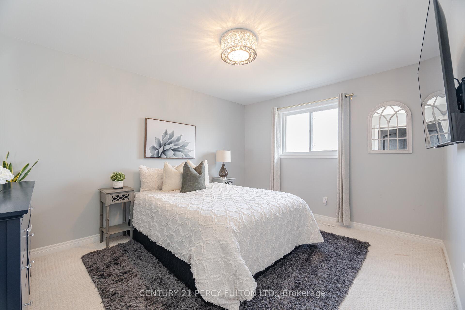 Photo 34 of 68 Mcmann Crescent, Clarington, Courtice — HOMEH