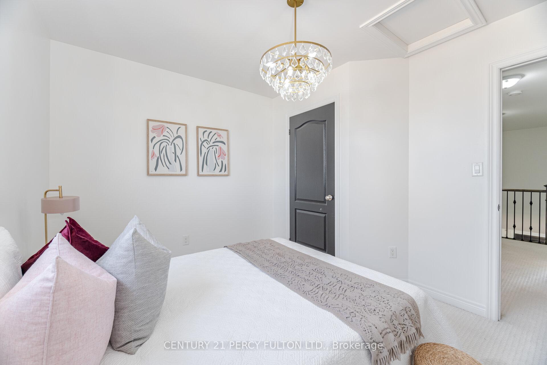 Photo 22 of 68 Mcmann Crescent, Clarington, Courtice — HOMEH