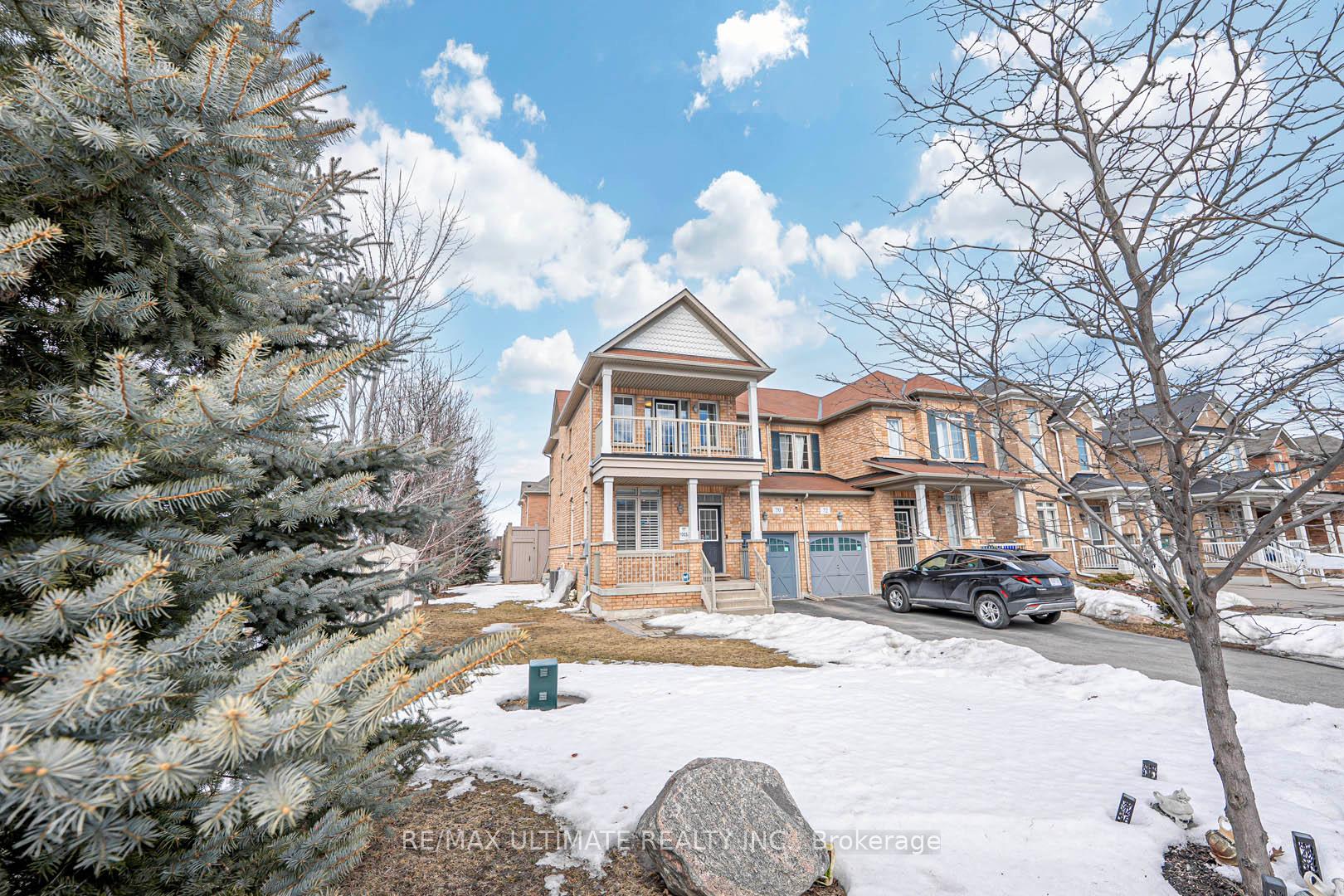 Photo 4 of 70 Carolina Rose Crescent, Markham, Wismer — HOMEH