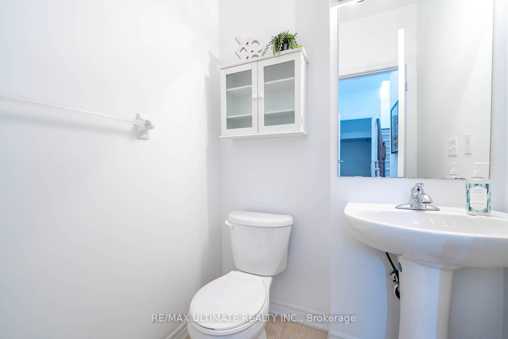 Photo 14 of 70 Carolina Rose Crescent, Markham, Wismer — HOMEH