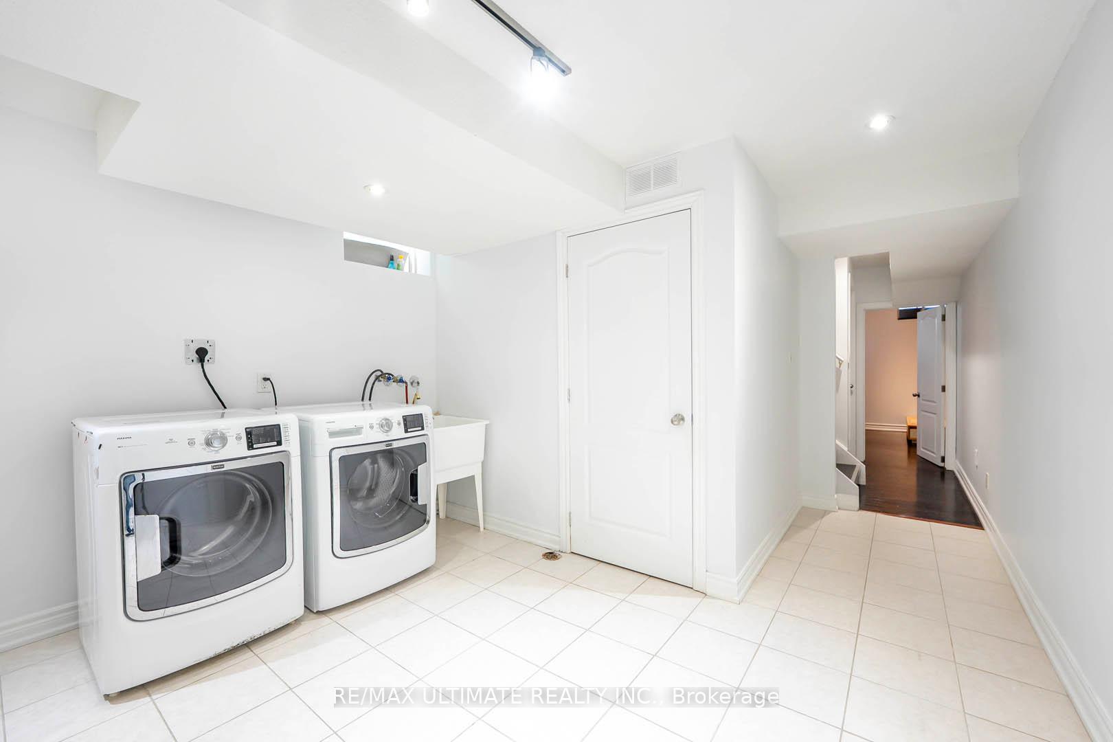 Photo 26 of 70 Carolina Rose Crescent, Markham, Wismer — HOMEH