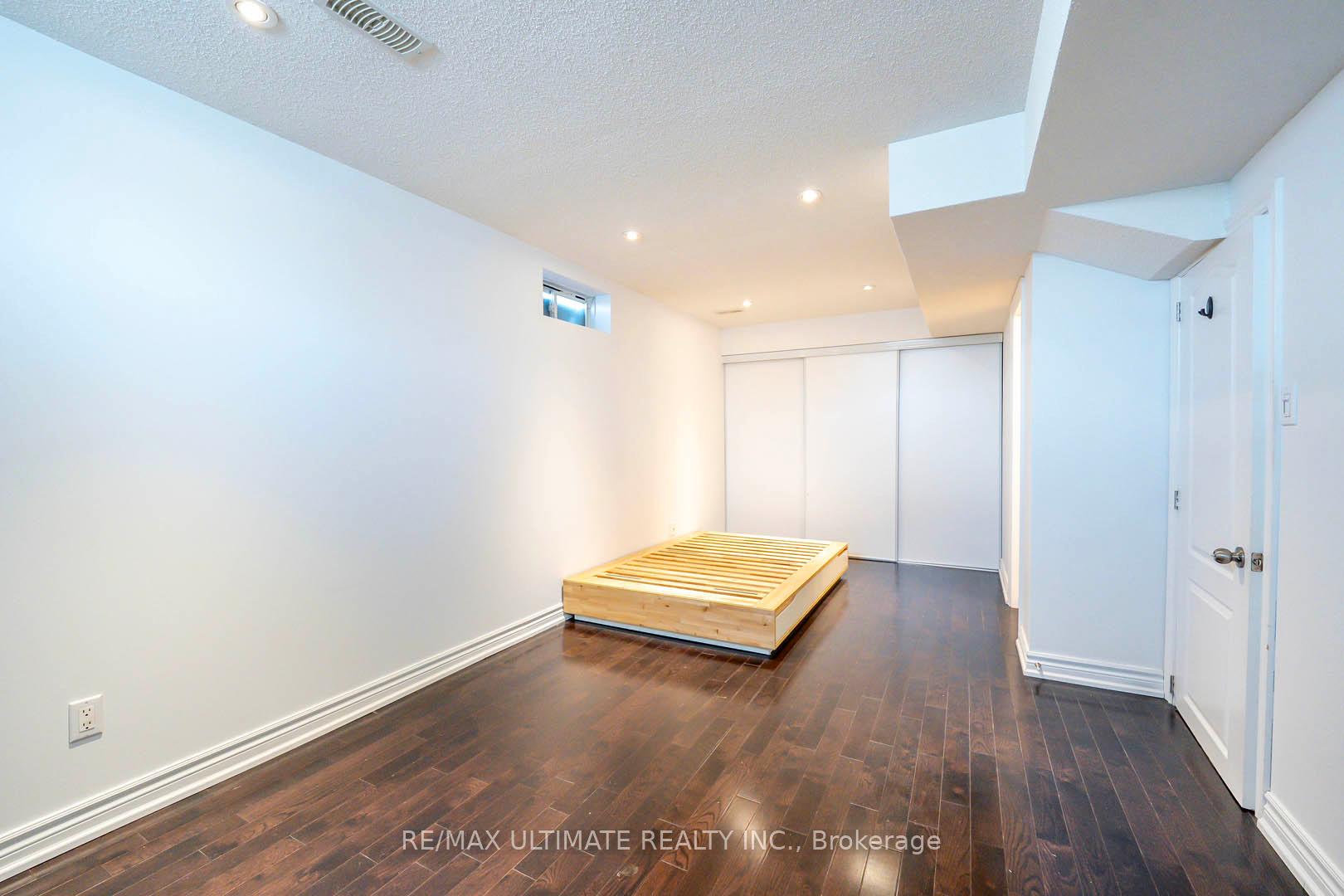 Photo 28 of 70 Carolina Rose Crescent, Markham, Wismer — HOMEH