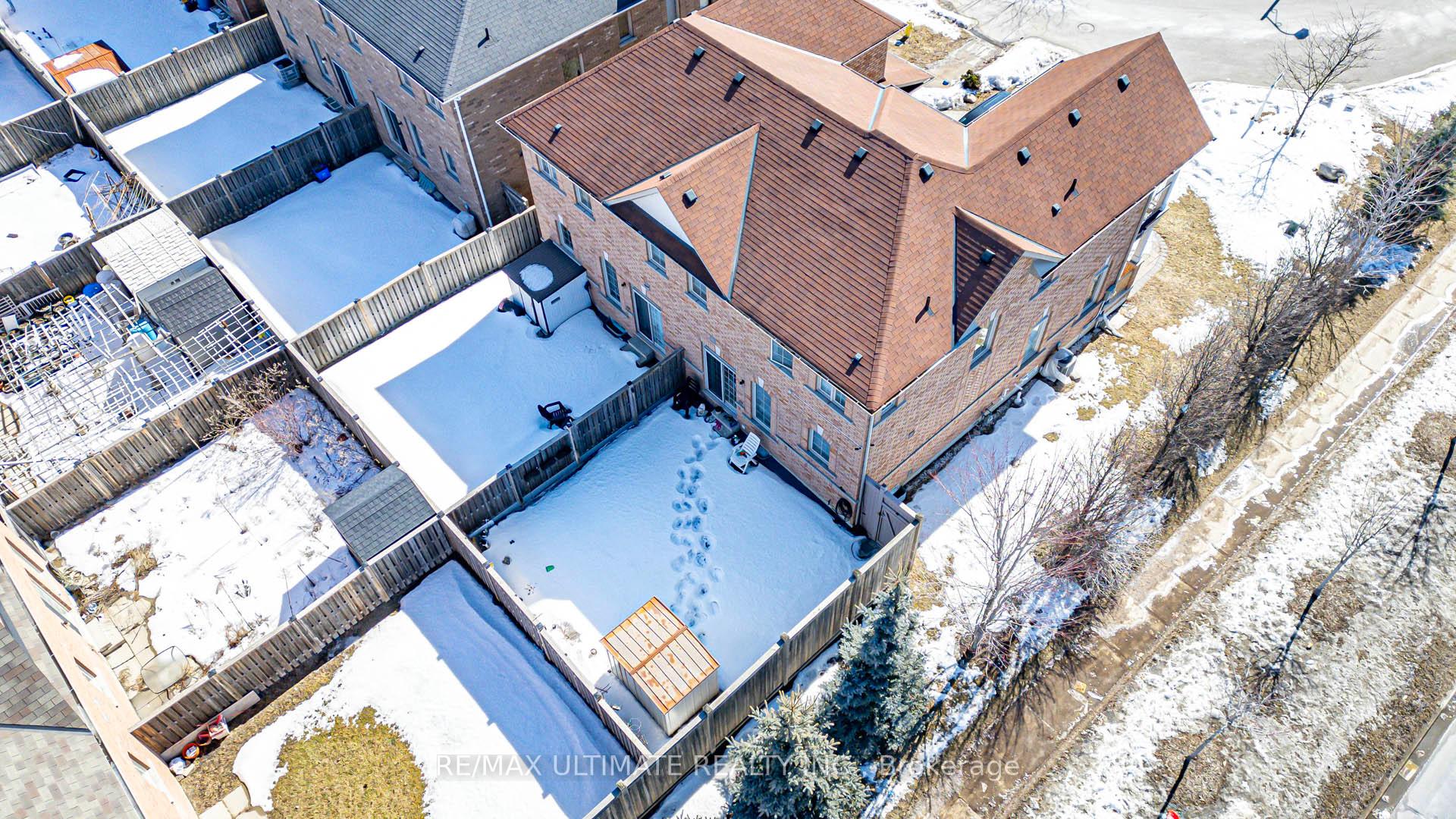 Photo 34 of 70 Carolina Rose Crescent, Markham, Wismer — HOMEH