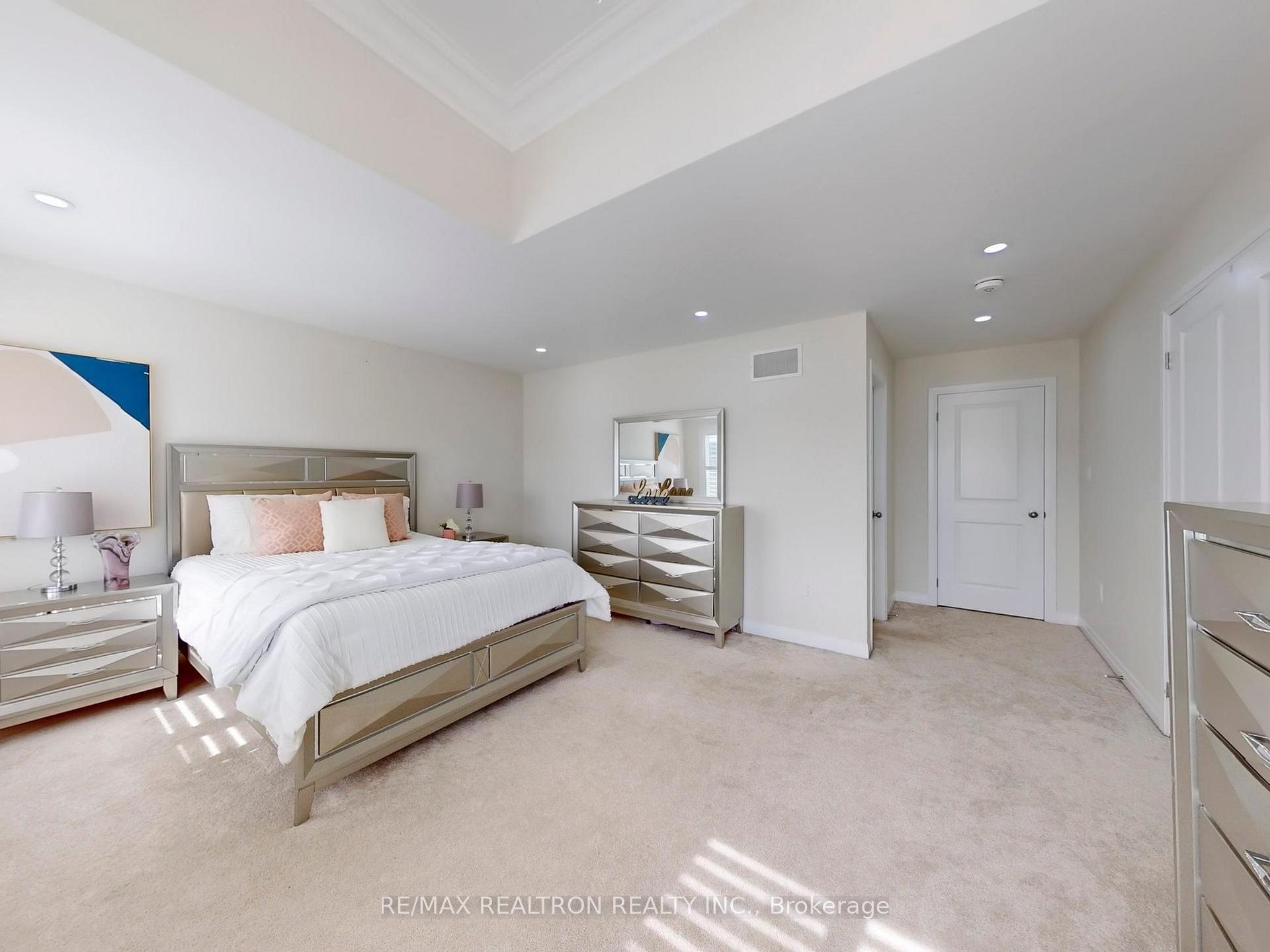 Photo 38 of 27 Yacht Drive, Clarington, Bowmanville — HOMEH