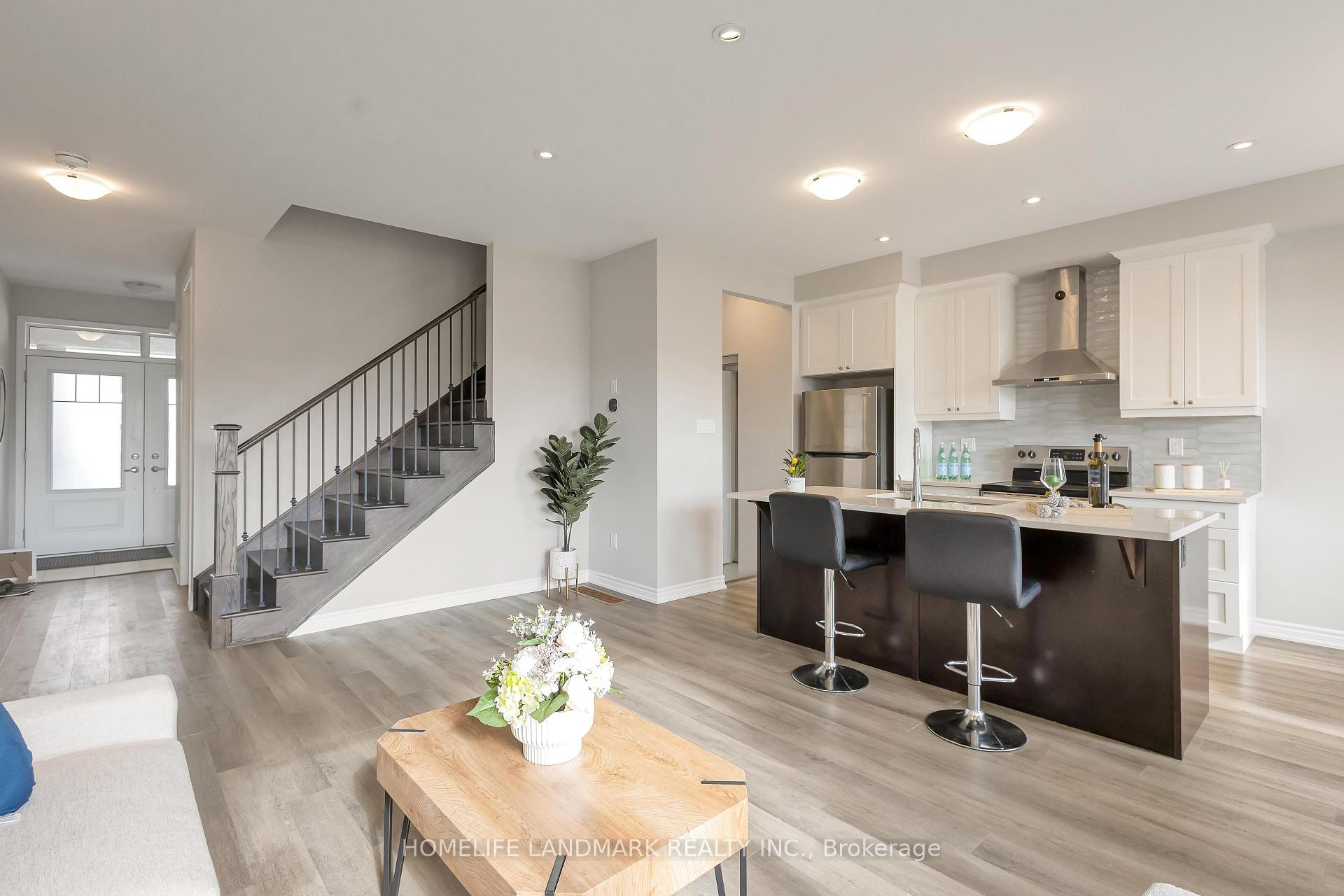 Photo 7 of 130 Forestwalk Street, Kitchener — HOMEH