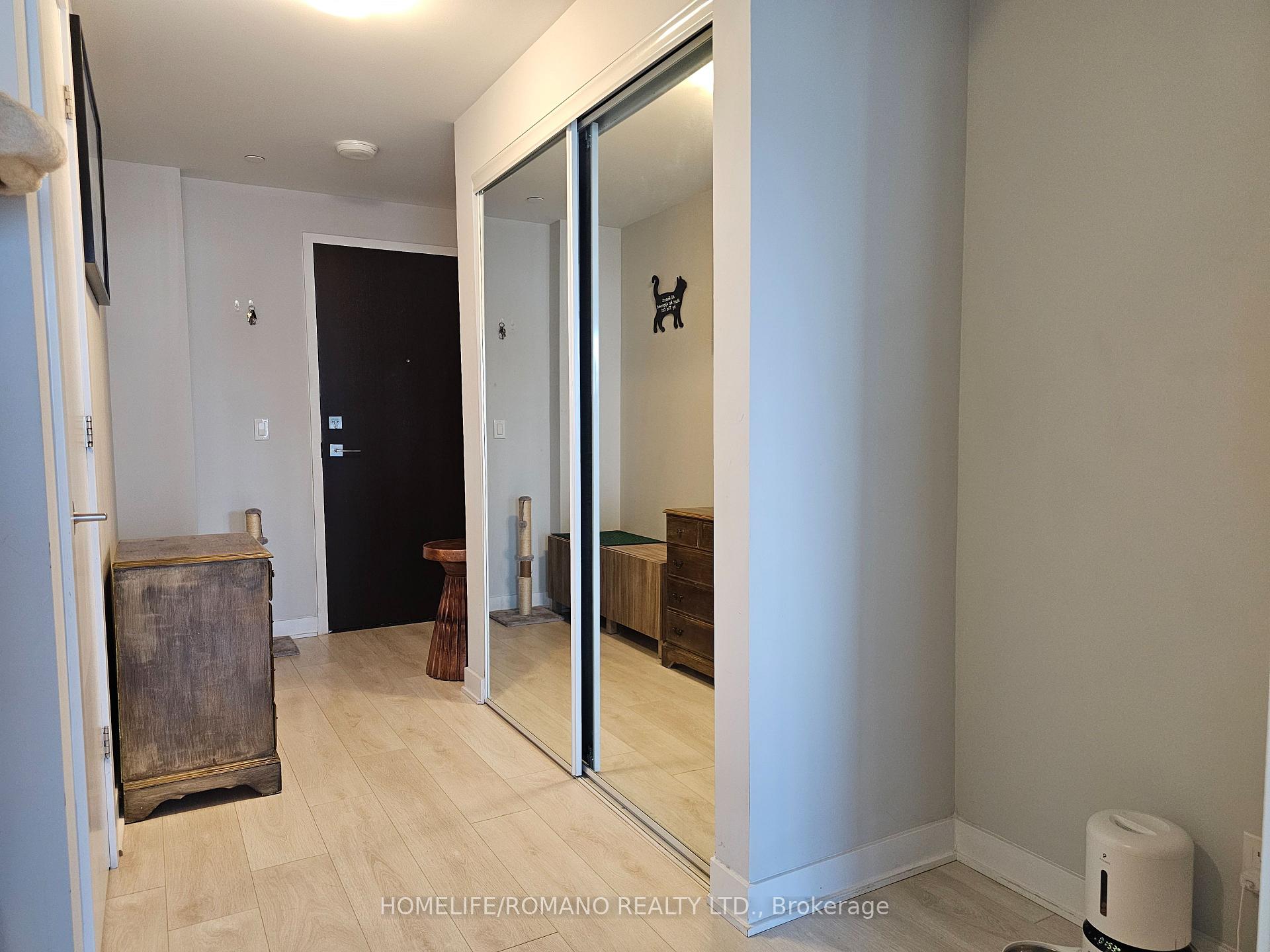 Photo 7 of Unit 3311, 2221 Yonge Street, Toronto, Mount Pleasant West — HOMEH