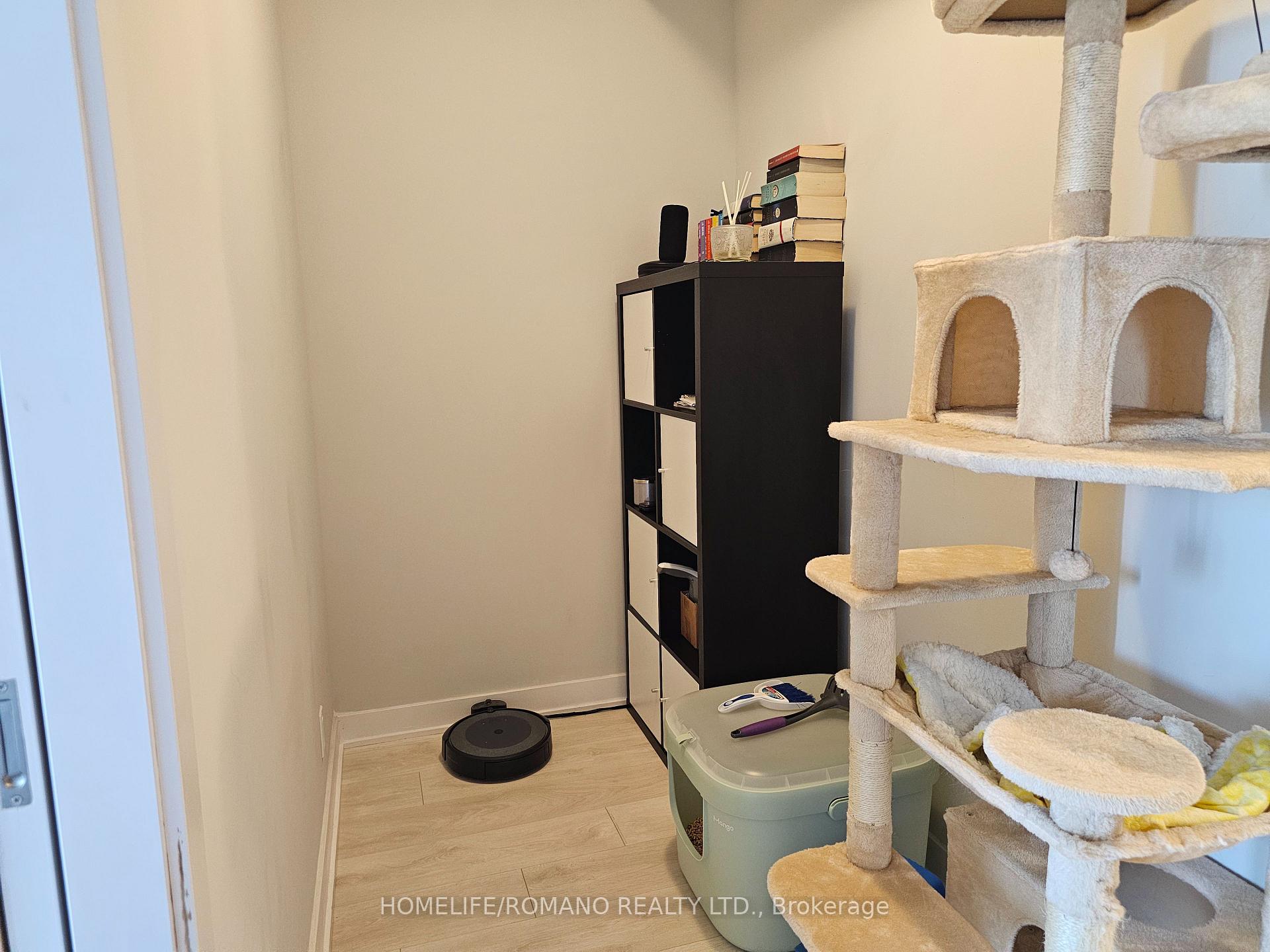 Photo 6 of Unit 3311, 2221 Yonge Street, Toronto, Mount Pleasant West — HOMEH
