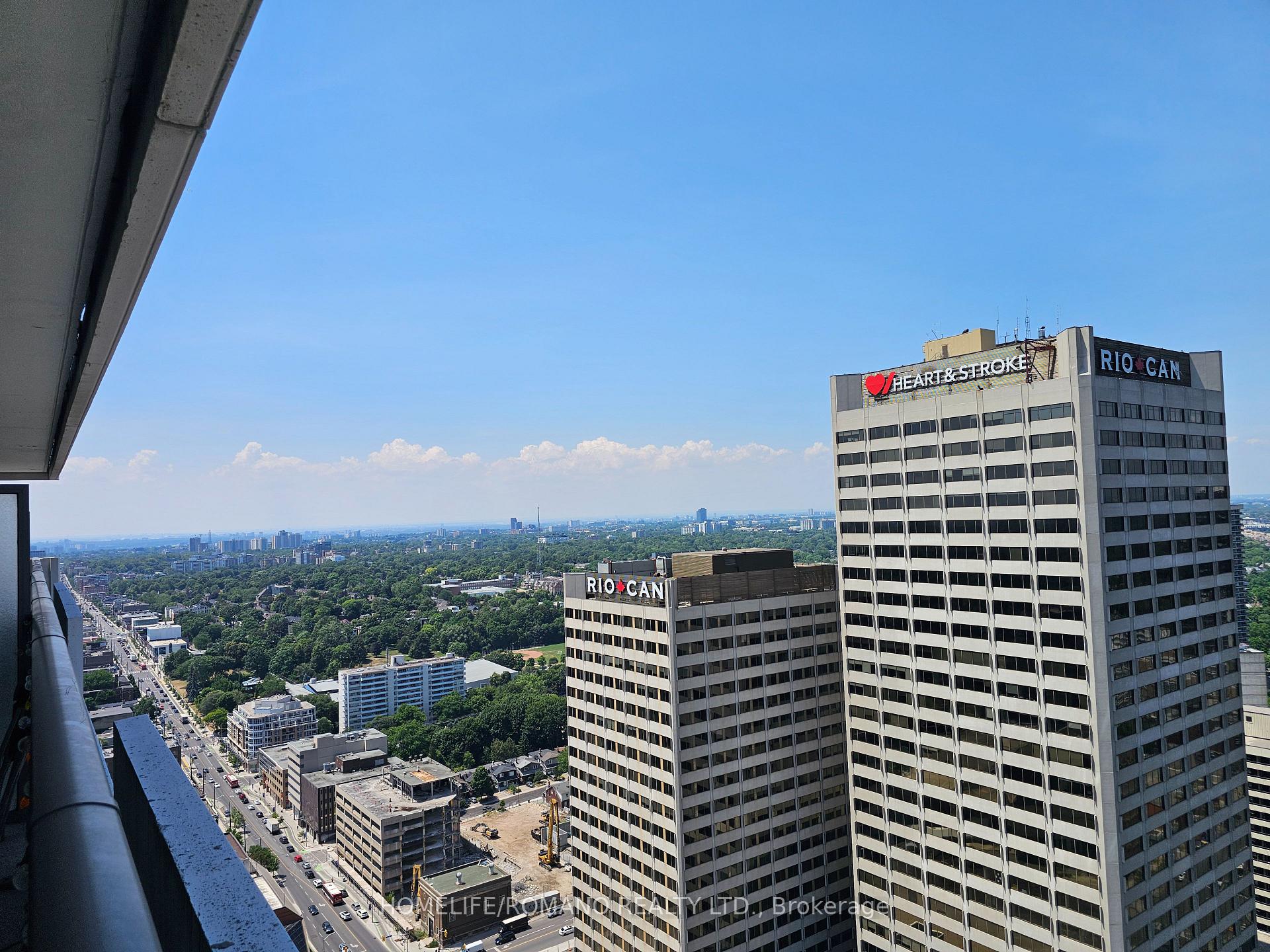 Photo 8 of Unit 3311, 2221 Yonge Street, Toronto, Mount Pleasant West — HOMEH
