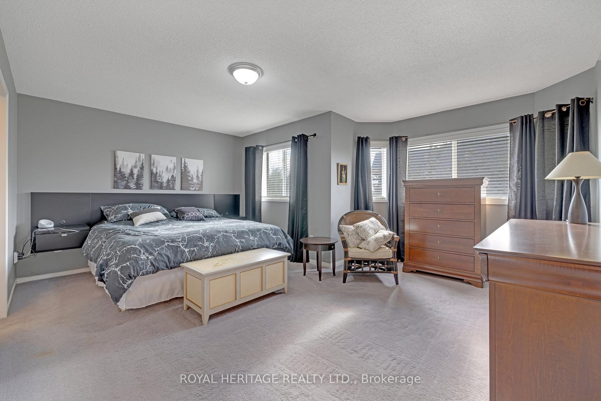 Photo 17 of 165 Brookhouse Drive, Clarington, Newcastle — HOMEH