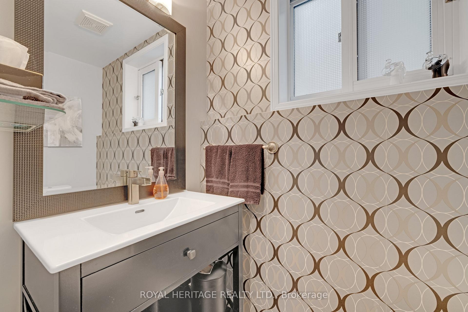 Photo 26 of 165 Brookhouse Drive, Clarington, Newcastle — HOMEH