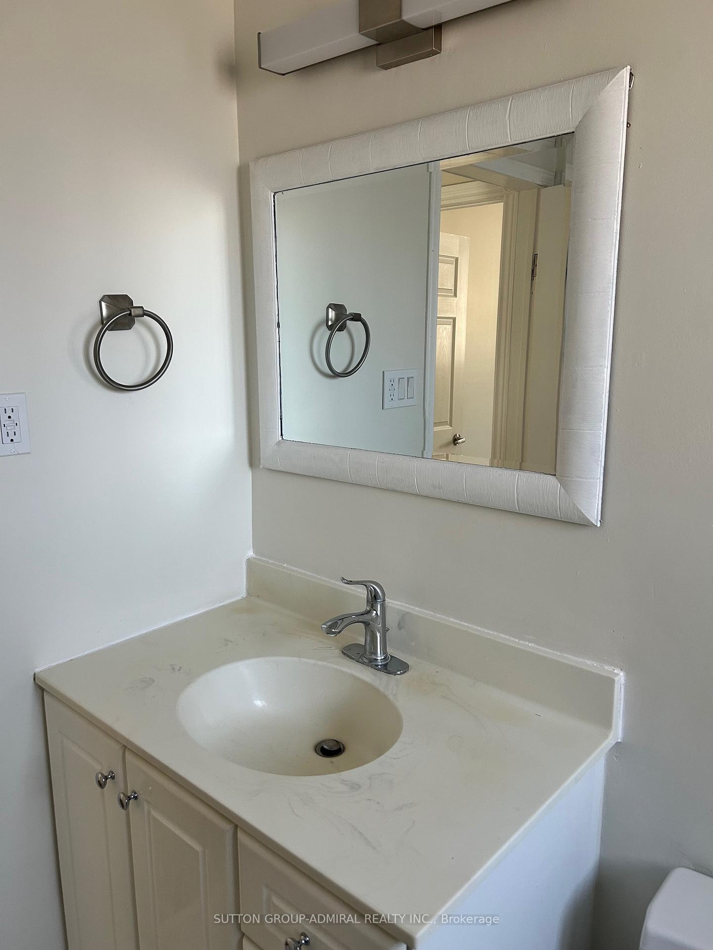Photo 3 of 2380 25th Side Rd, Innisfil, Alcona — HOMEH