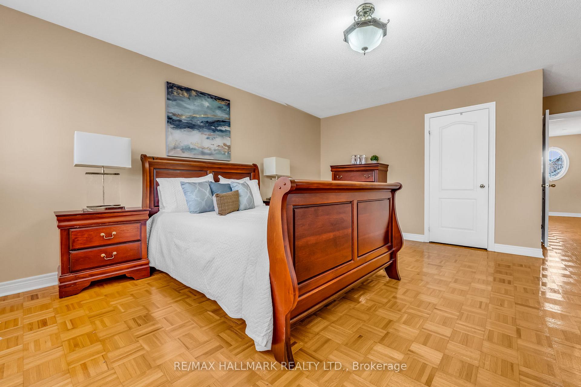 Photo 35 of 26 Chalone Crescent, Vaughan, Sonoma Heights — HOMEH