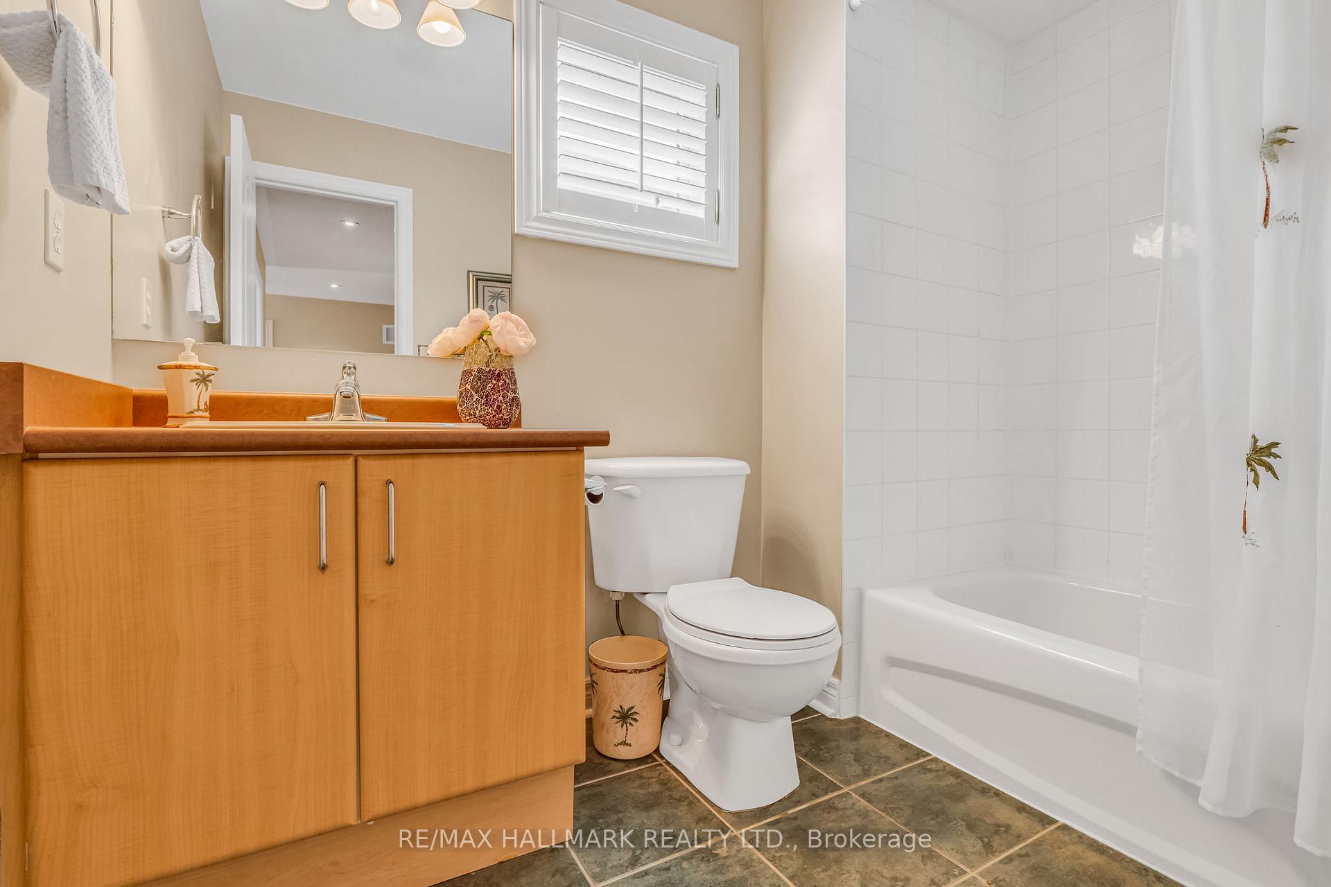 Photo 29 of 26 Chalone Crescent, Vaughan, Sonoma Heights — HOMEH