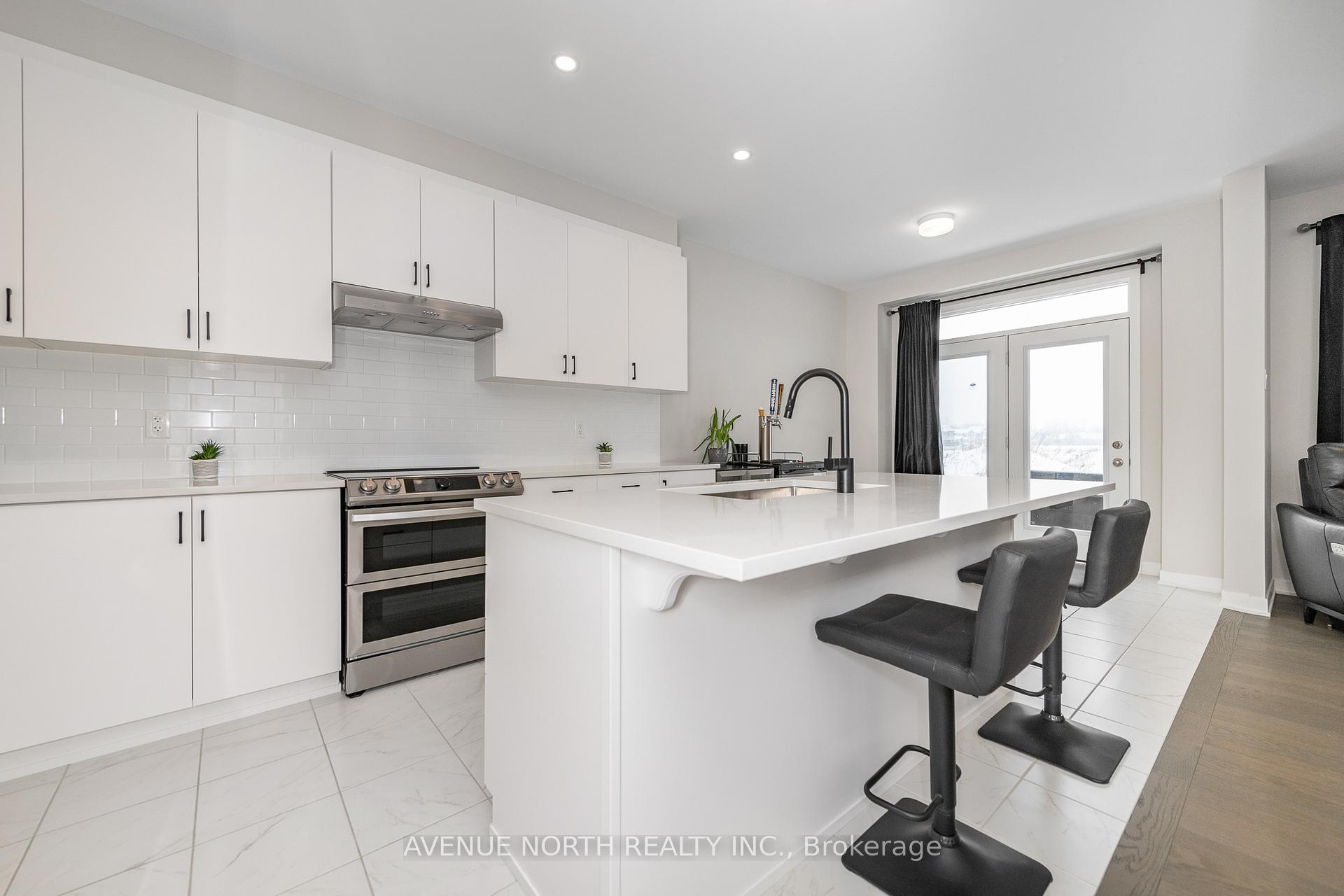 Photo 11 of 362 Meynell Road, Ottawa, Goulbourn Twp From Franktown Rd/South To Rideau — HOMEH
