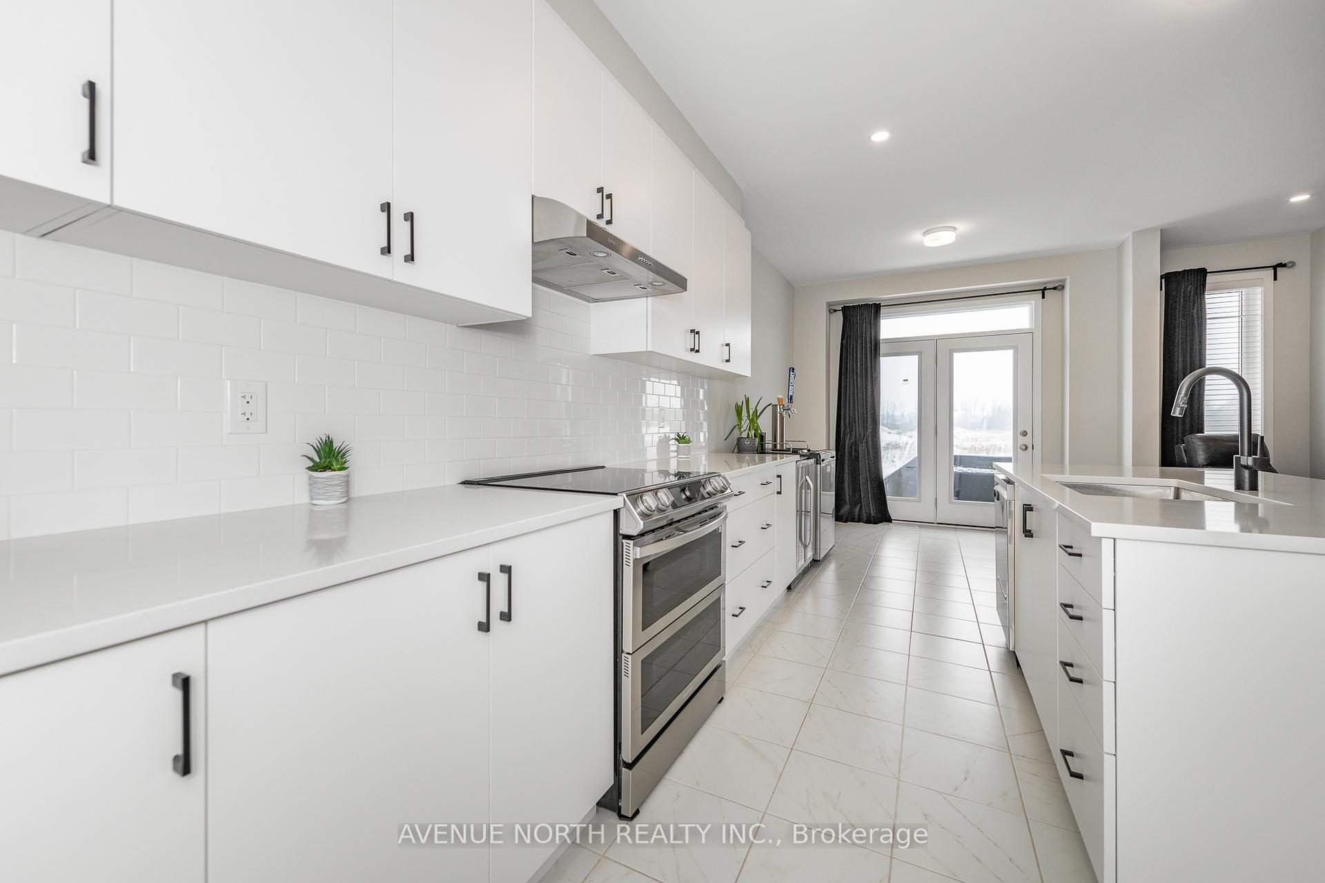 Photo 10 of 362 Meynell Road, Ottawa, Goulbourn Twp From Franktown Rd/South To Rideau — HOMEH