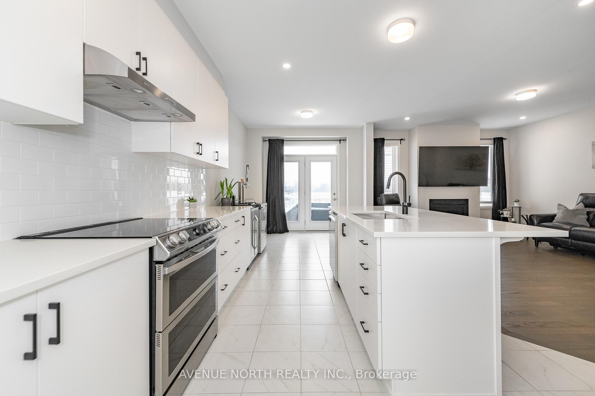 Photo 22 of 362 Meynell Road, Ottawa, Goulbourn Twp From Franktown Rd/South To Rideau — HOMEH