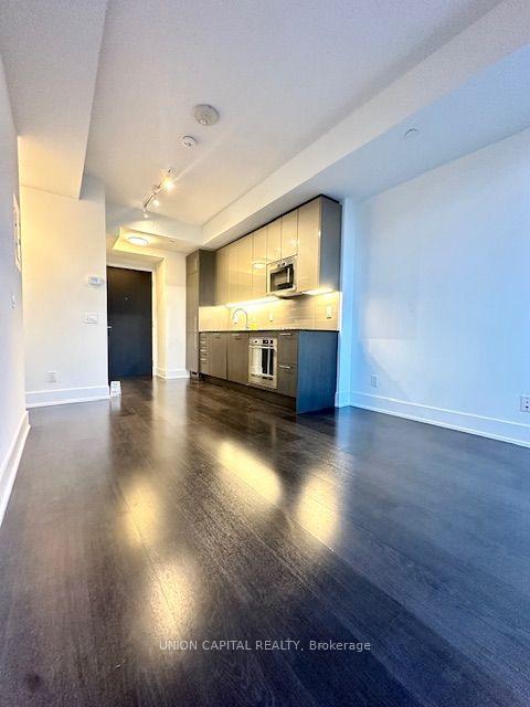 Photo 2 of Unit 1611, 403 Church Street, Toronto, Church-Yonge Corridor — HOMEH