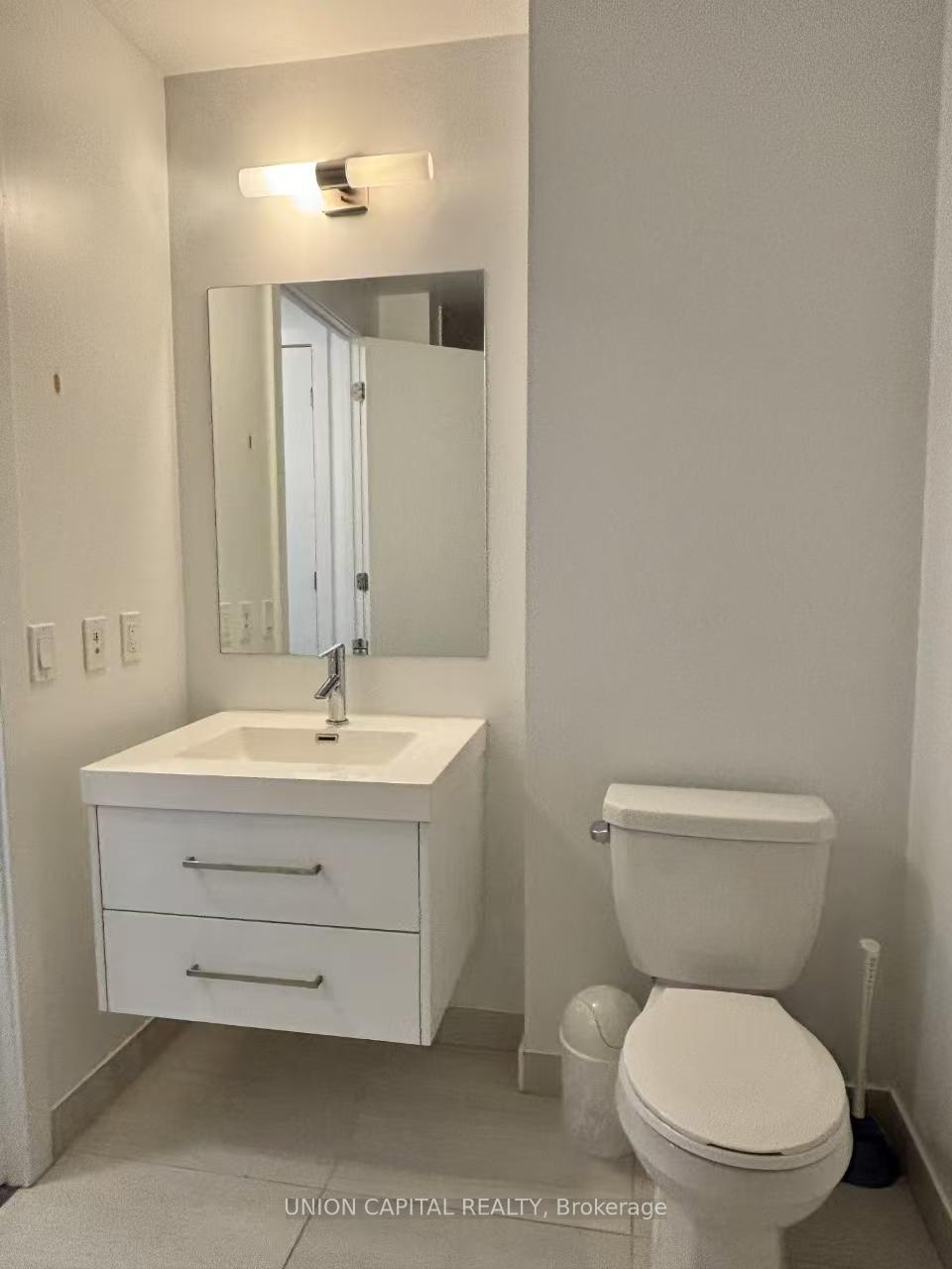 Photo 7 of Unit 1611, 403 Church Street, Toronto, Church-Yonge Corridor — HOMEH