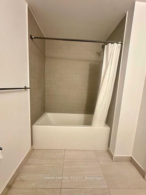 Photo 5 of Unit 1611, 403 Church Street, Toronto, Church-Yonge Corridor — HOMEH