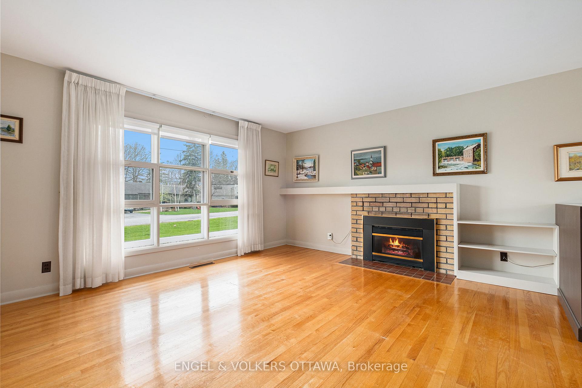 Photo 11 of 5491 West River Drive, Ottawa, Manotick Long Island & Nicholls Island — HOMEH
