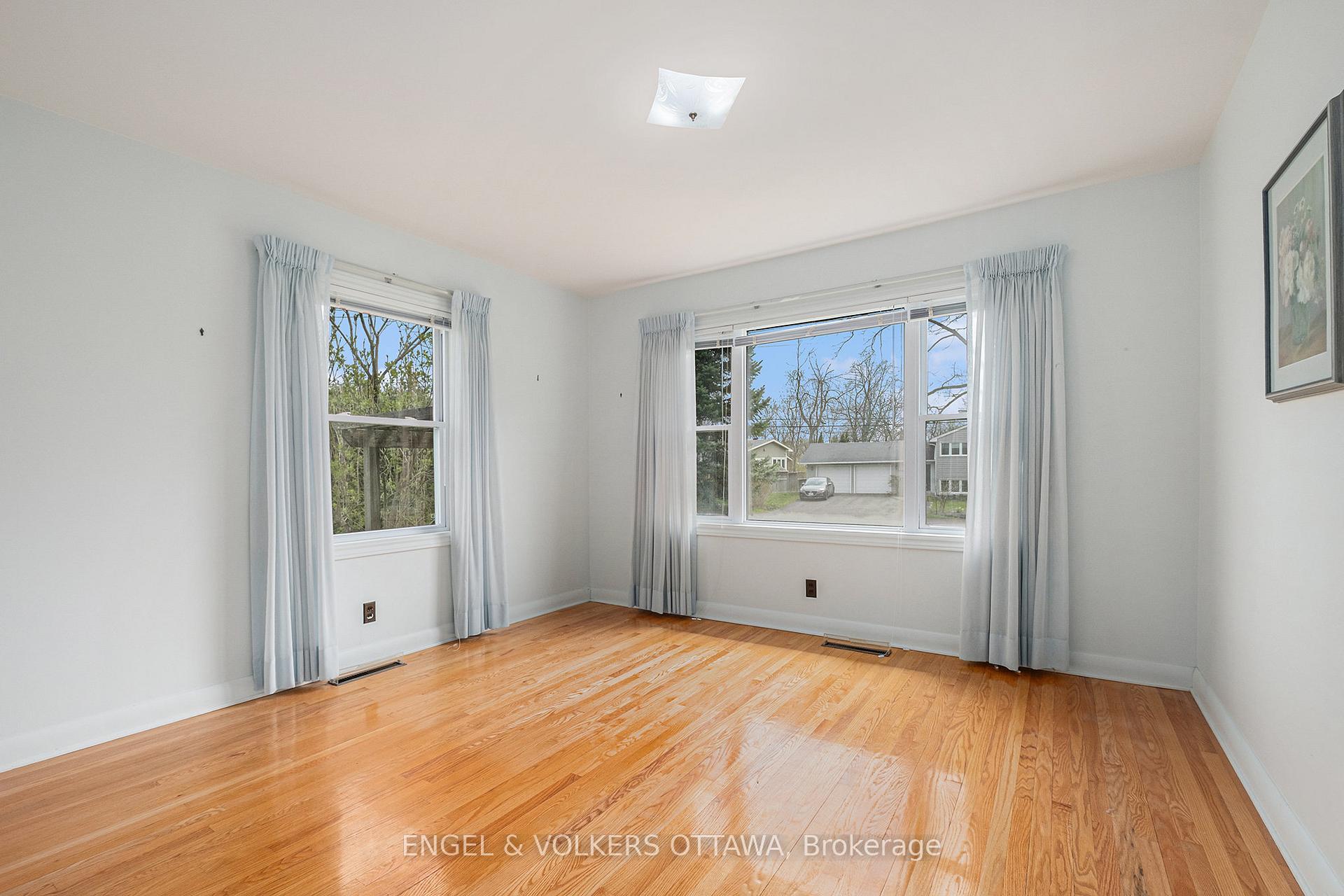 Photo 22 of 5491 West River Drive, Ottawa, Manotick Long Island & Nicholls Island — HOMEH