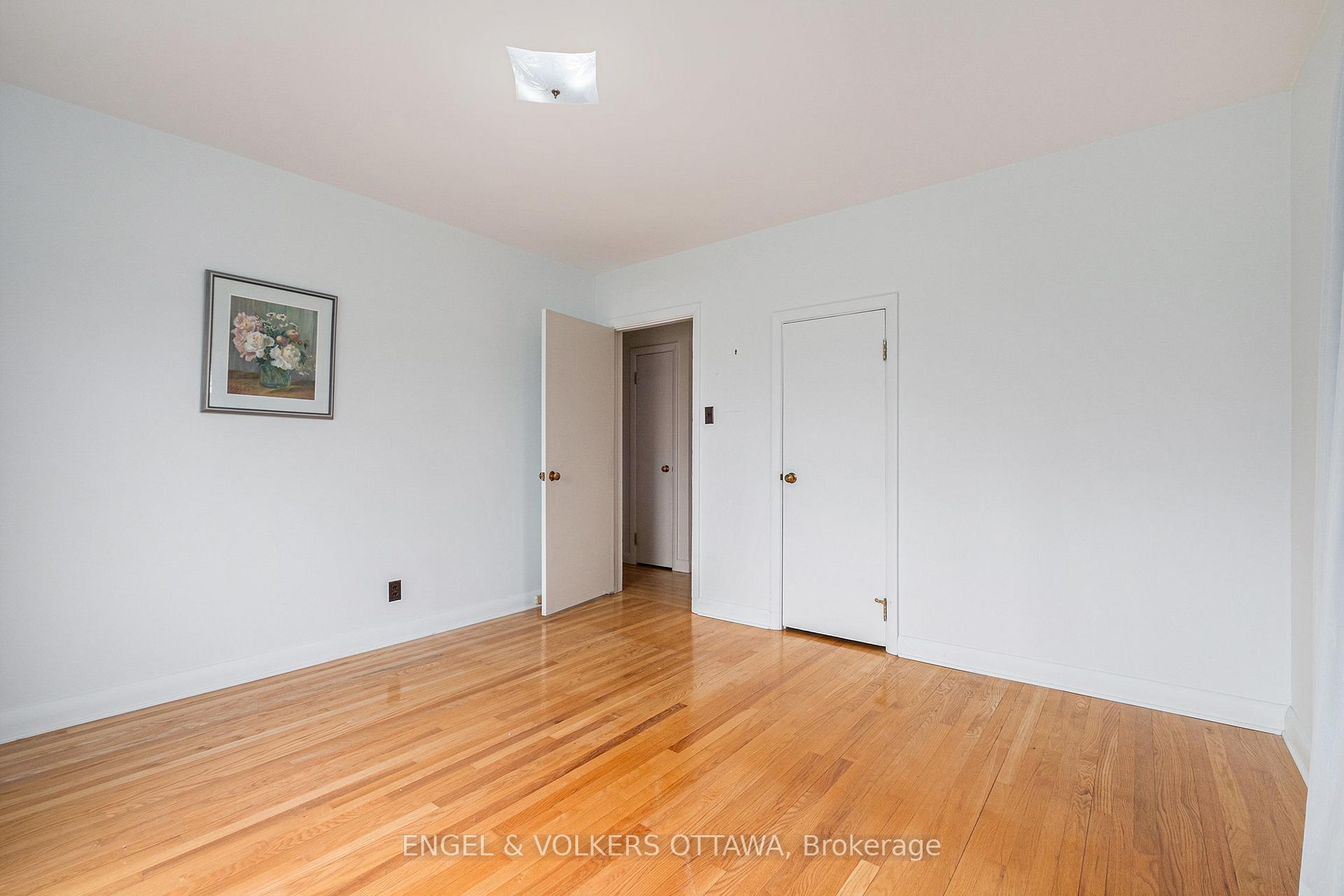Photo 15 of 5491 West River Drive, Ottawa, Manotick Long Island & Nicholls Island — HOMEH