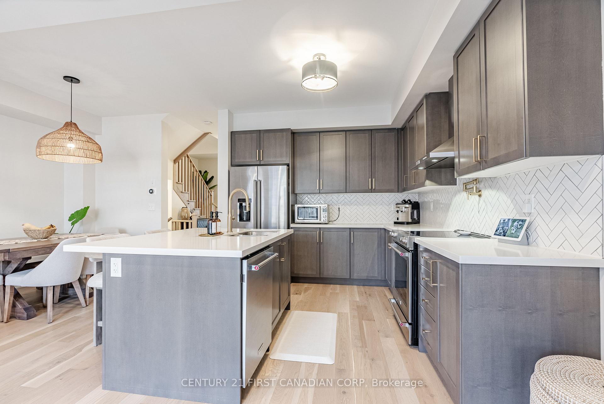 Photo 39 of 22 Ghent Drive, Vaughan, Kleinburg — HOMEH